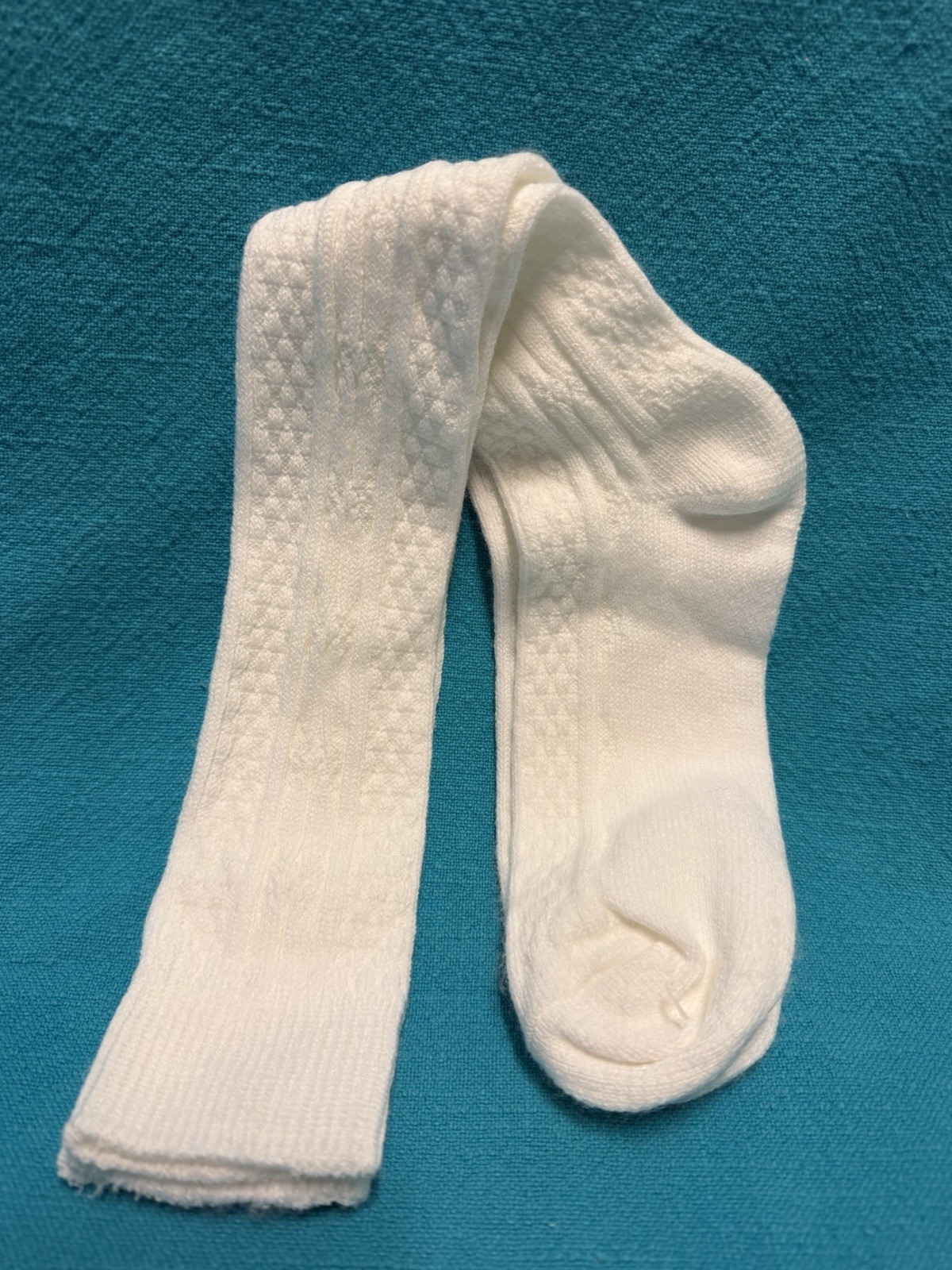 VTG Socks Hosiery 1990’s Cable Knit 9-11 22″ Stockings School Girl White Soft.