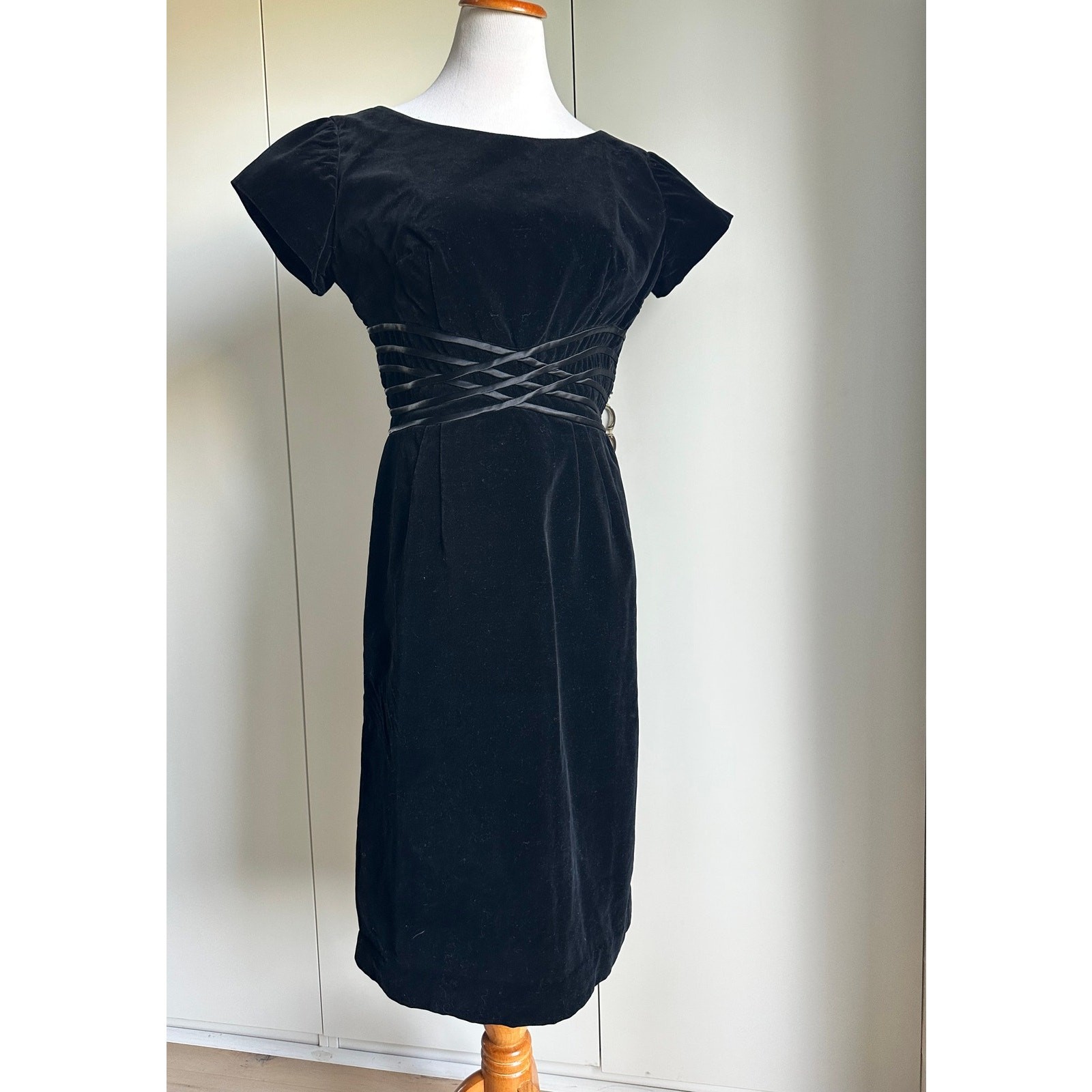 Vintage 50s Black Velvet Pencil Dress SZ Classic Elegant Mid-Century Cocktail