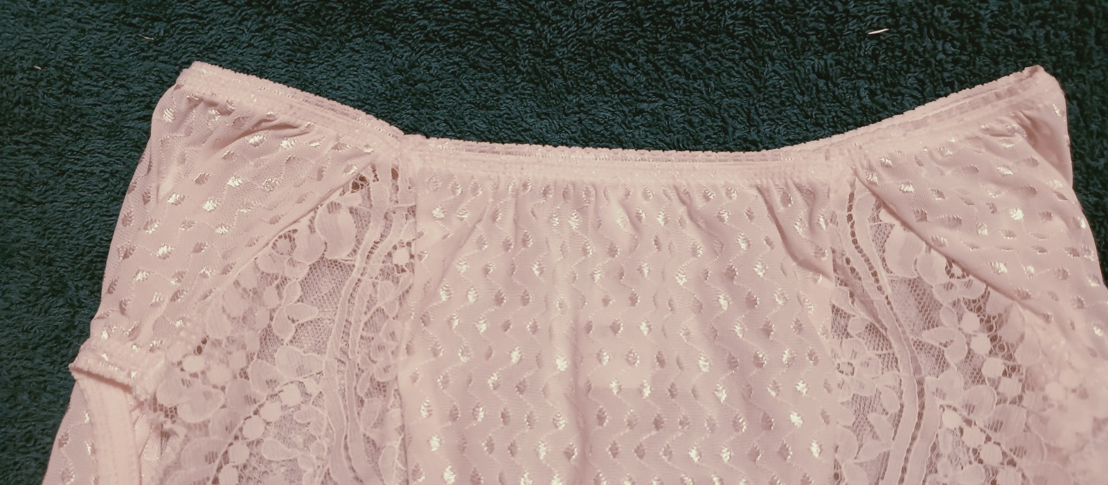 VALENTINO VINTAGE PANTIES sz M-6 CREAM SATIN DIAMONDS w-LACE SIDE PANELS #17-35