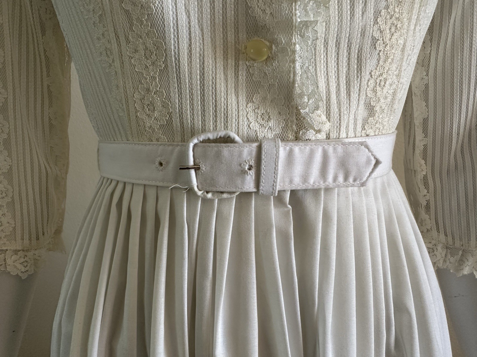 1960s 70s Judy Rhodes Victorian Revival Pleated Lace Dress Prairie Romantic VTG