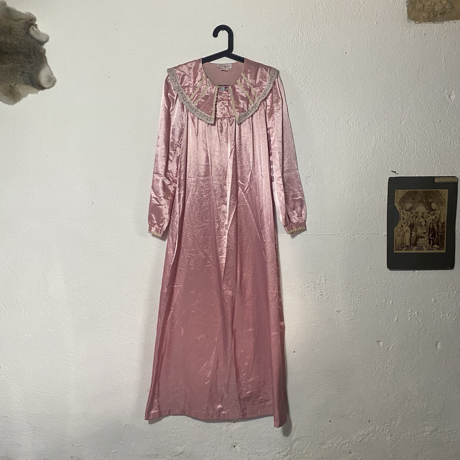 vintage womens nightgown pink medium Dolly Kawaii Made Usa