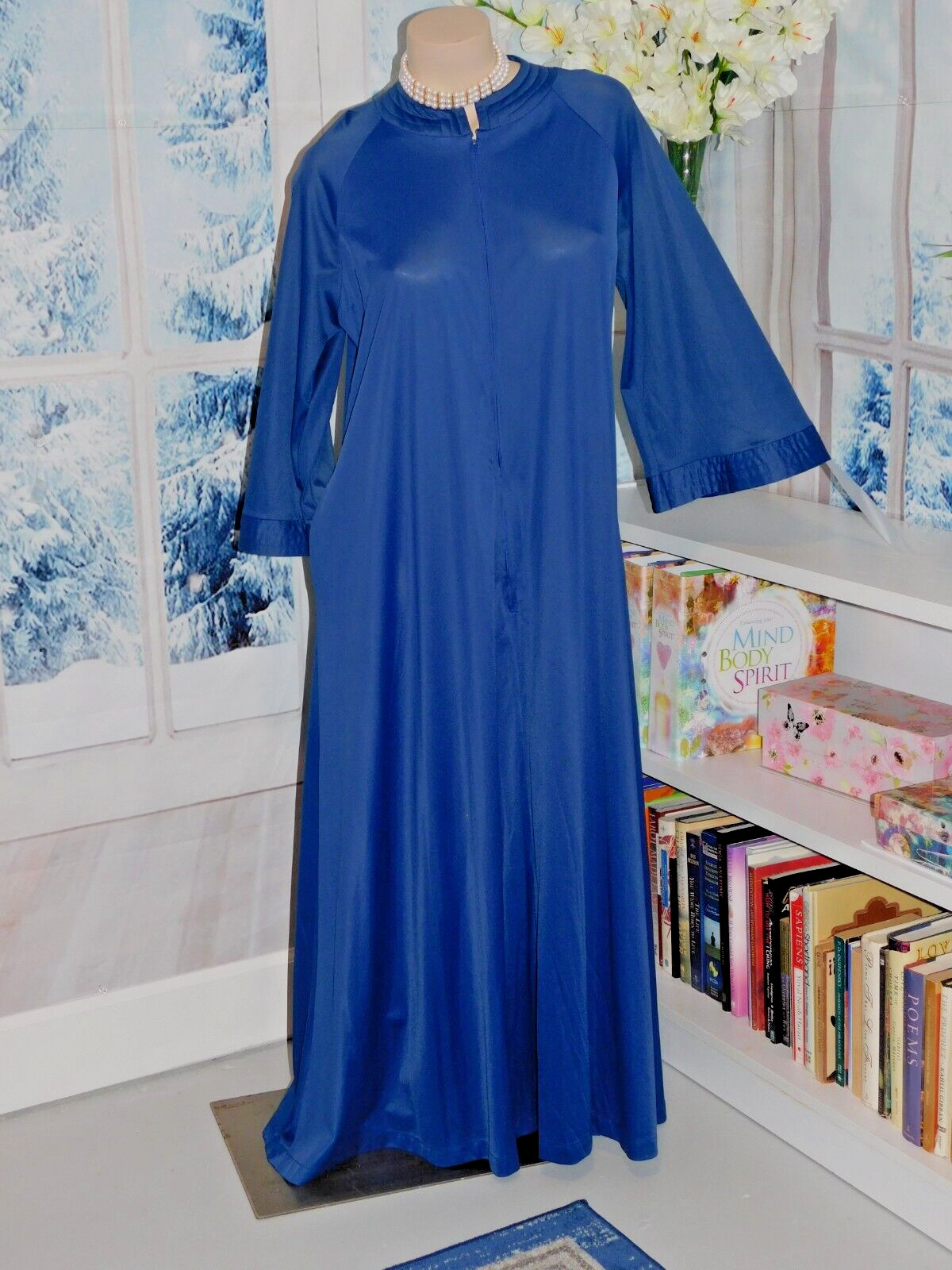 M Gilead Navy Blue Zipper front Robe Lingerie Side Pocket Excellent