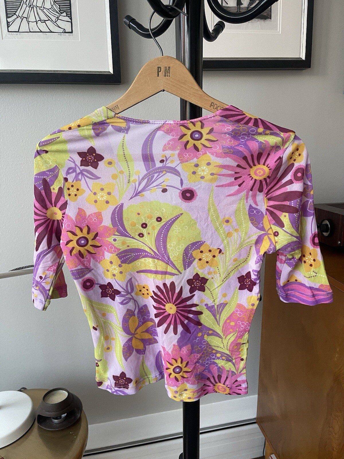 Vintage 90s Sheer Mesh Half Sleeve V-Neck Floral Top Women’s S