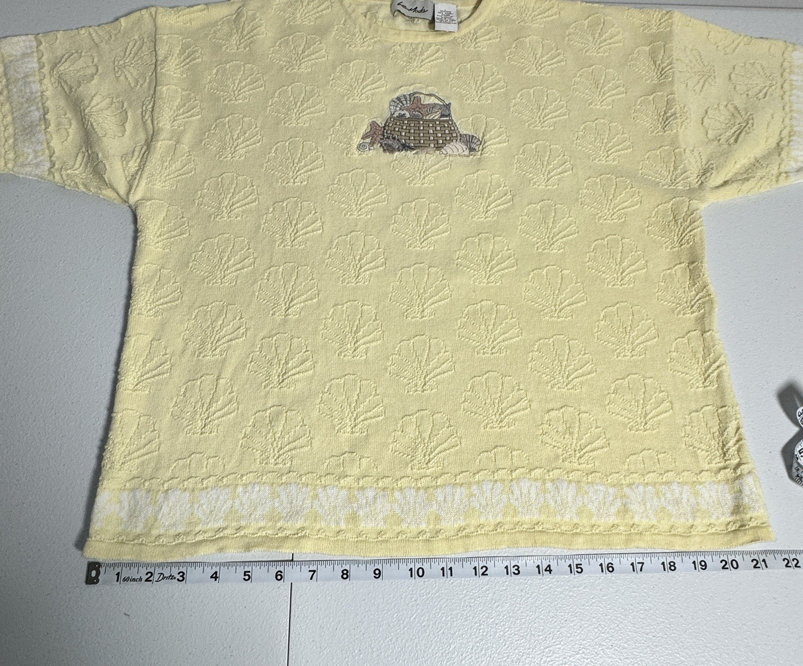 Vintage La Moda Cotton Ramie Textured Shell Motif Knit SS Sweater Yellow Sz L