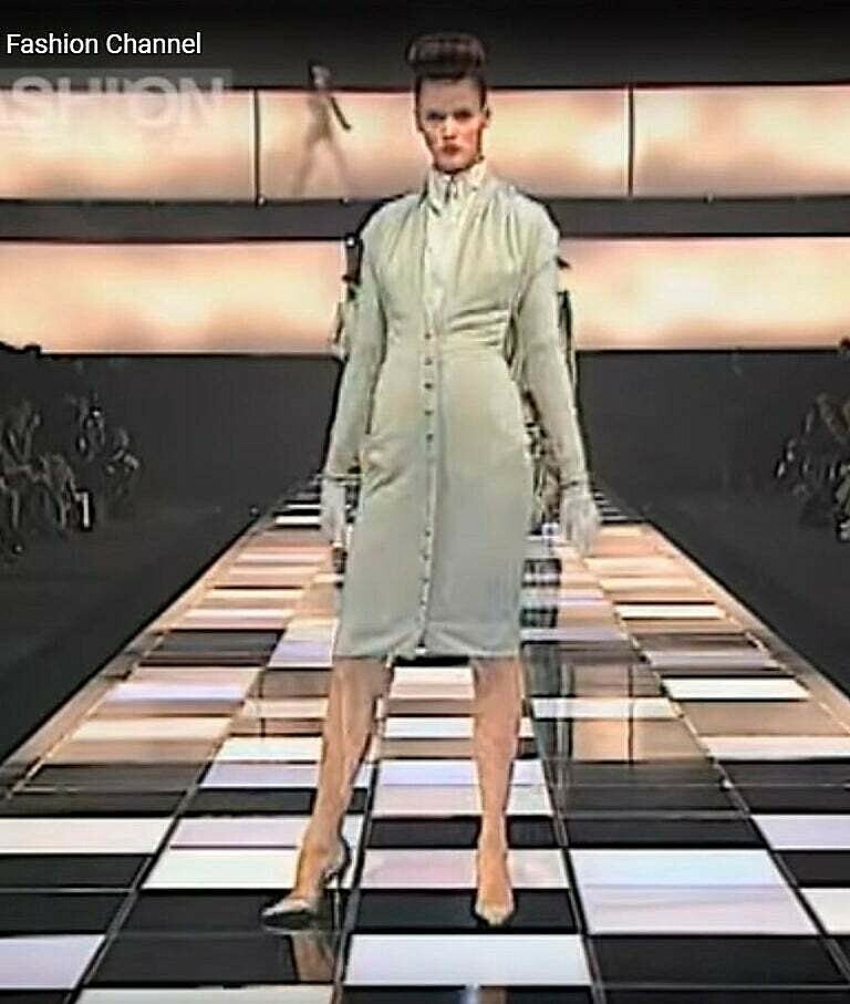 GIVENCHY Couture A/W 1998 ALEXANDER McQUEEN Ruby Red Wool Button Front Dress