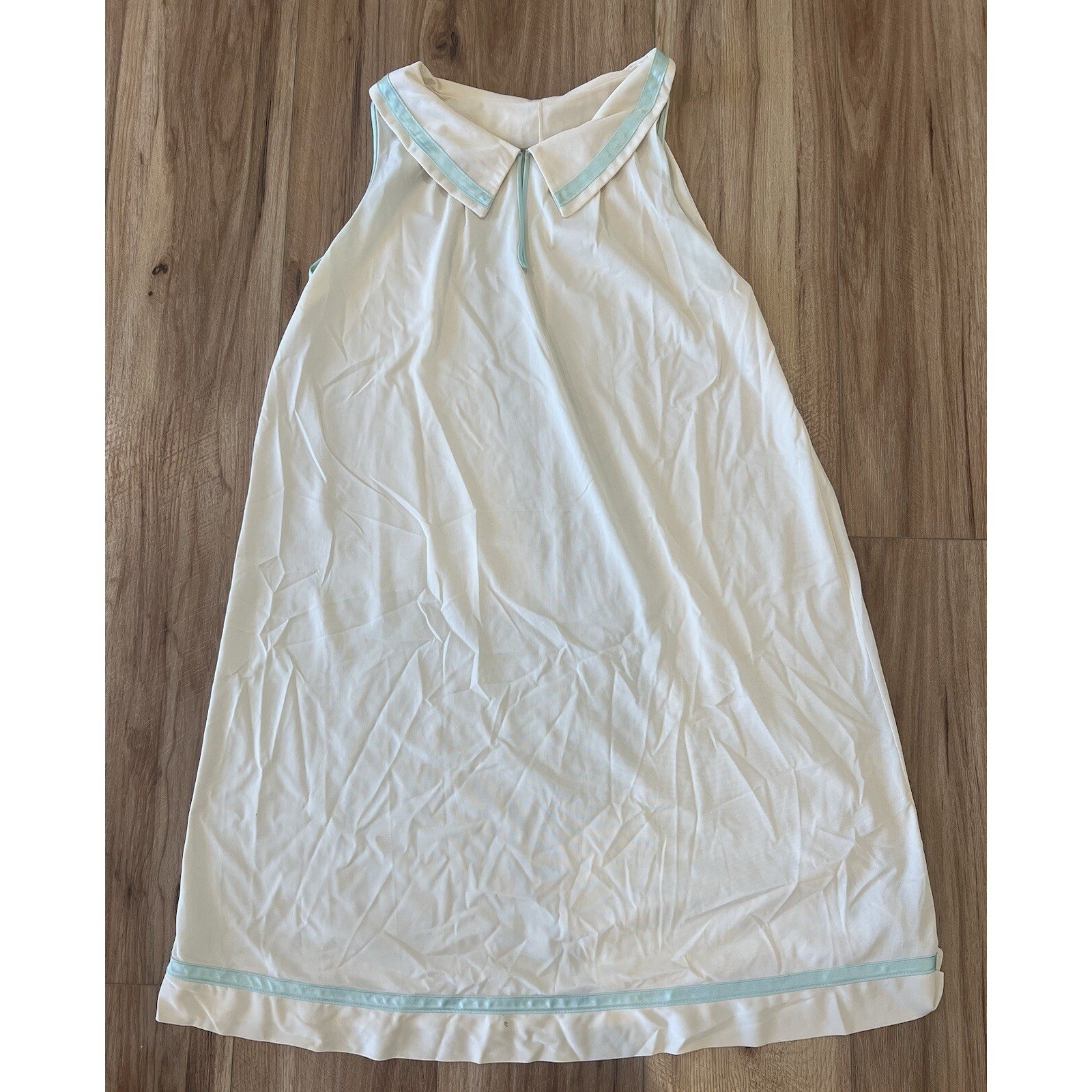 Vintage Gossard Artemis Nightgown Medium White Blue Style 5090 Peterpan Collar