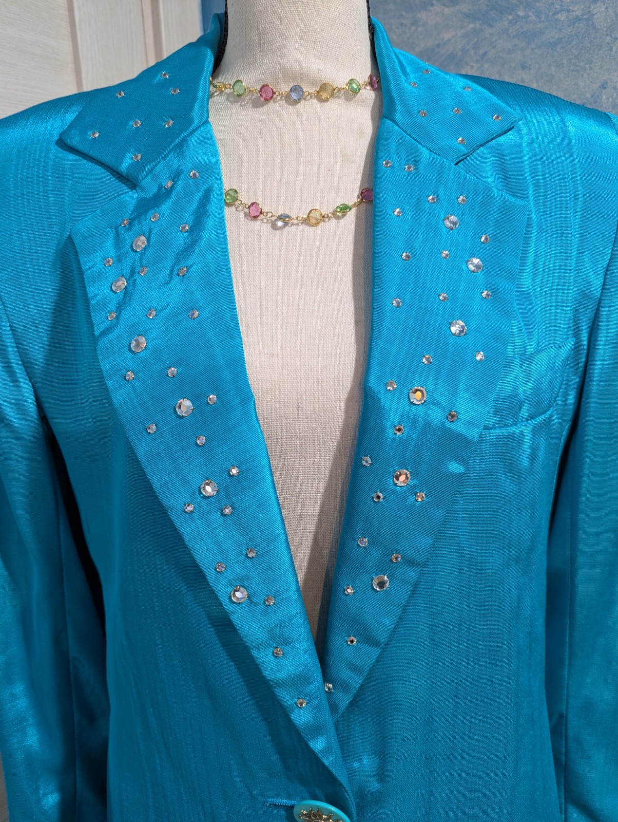 CRISCIONE Vintage Turquoise Blazer Embellished. size 6P. Made in USA