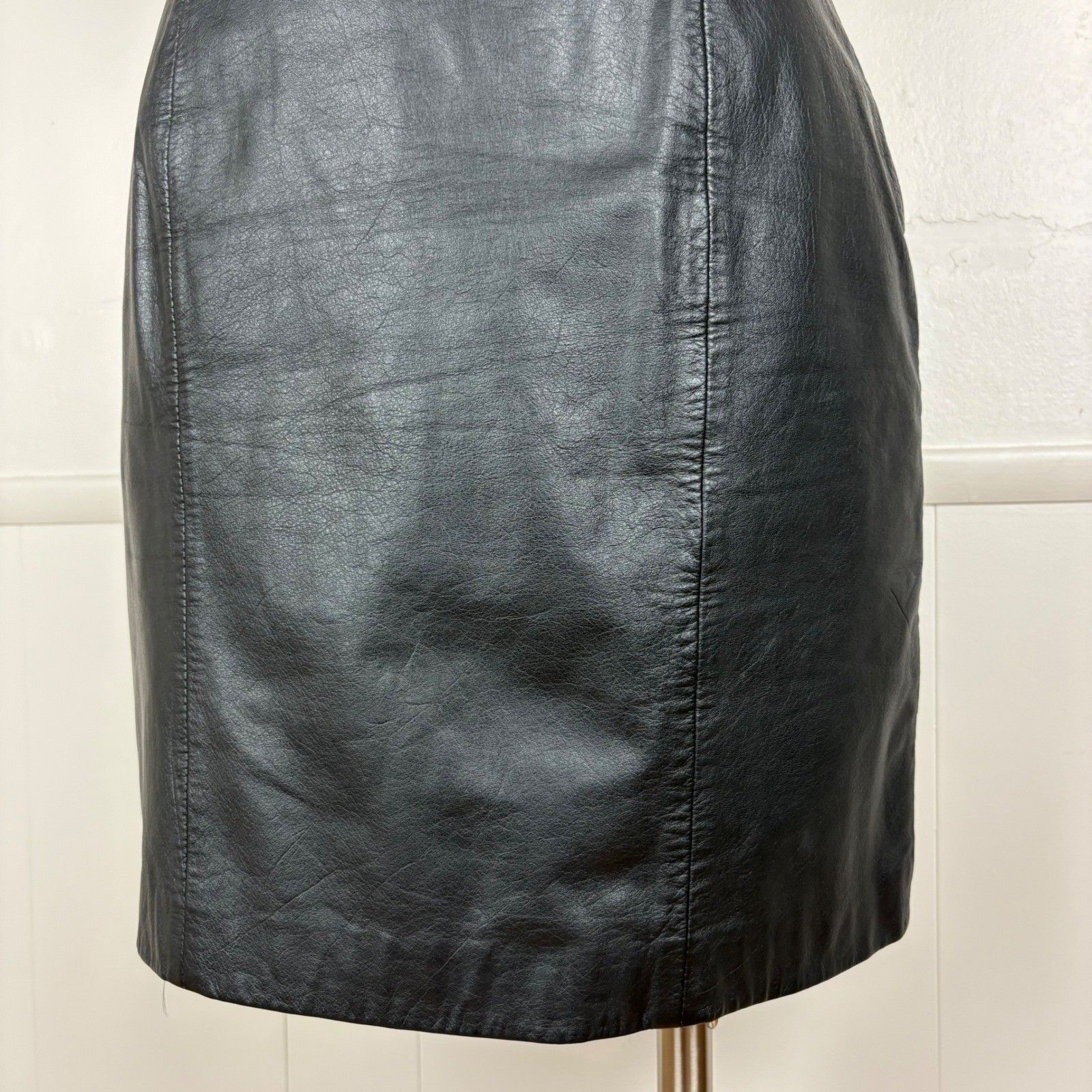 Wilson Leather Vintage Mini Skirt Size 6 Black Lined 90’s Y2K Straight Glam Rock