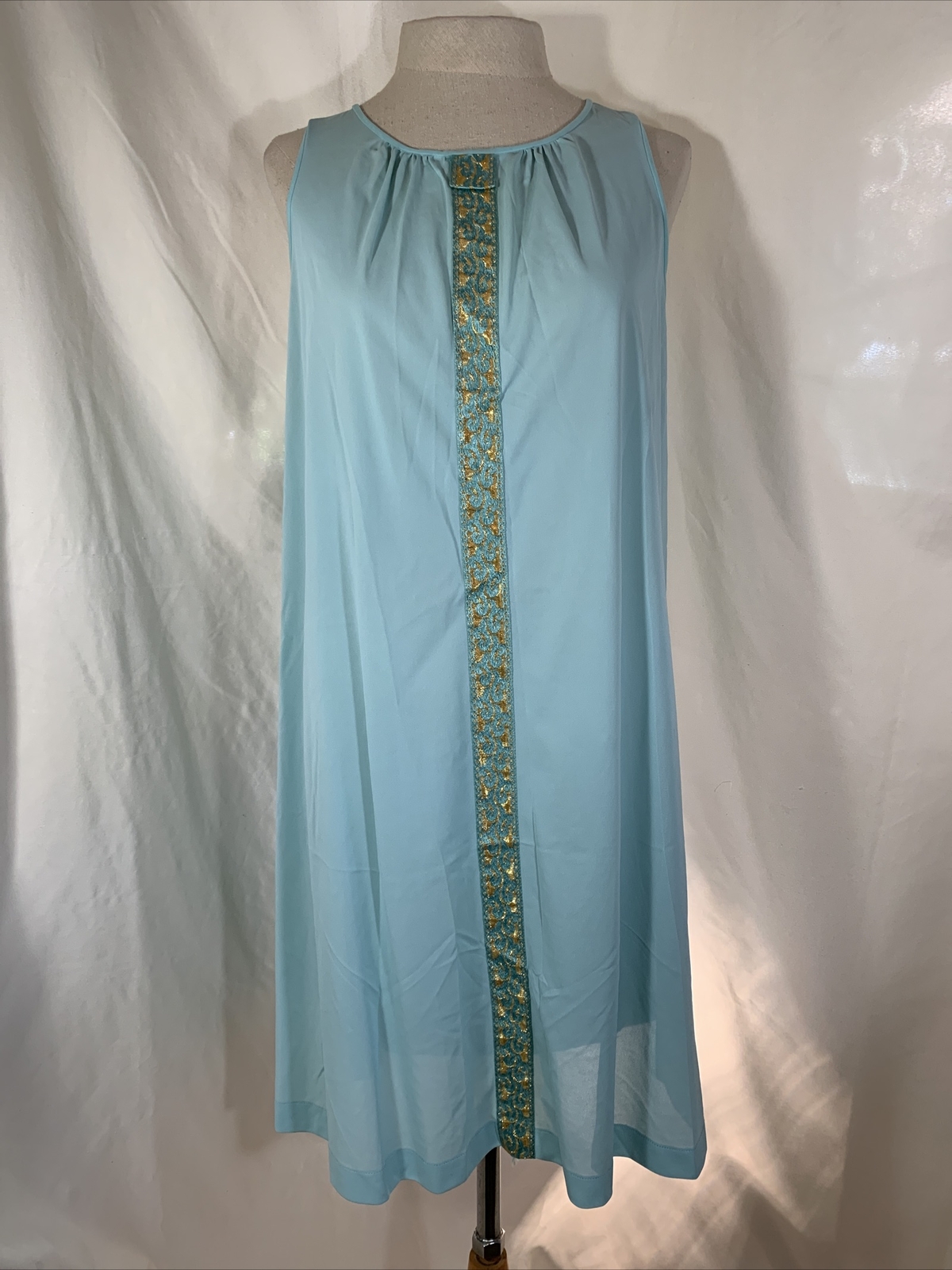 VTG Lorraine Lingerie Set, Light Blue/Gold Filigree Ribbon Edge Size M