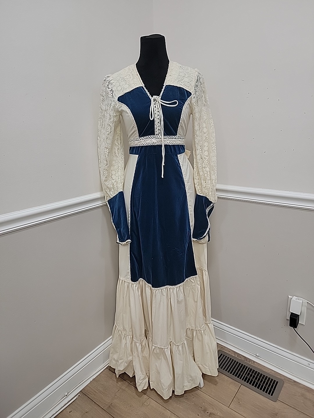 VTG Gunne Sax By Jessicas Prairie Lace Corset Maxi Dress Ivory Blue Boho