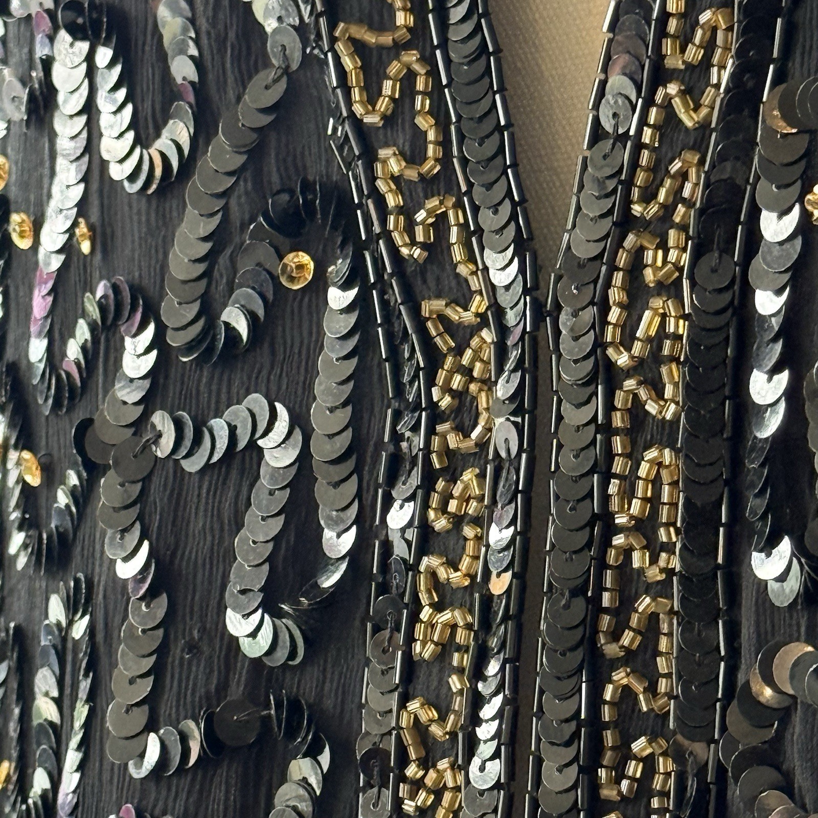 1980’s~1990’s All Silk Beaded & Sequin Jacket By Style works •S/M