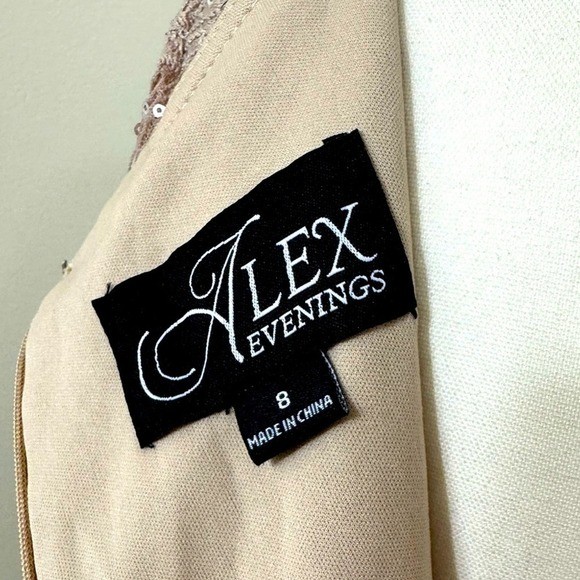 Alex Evenings Sequin Lace Gown 3/4 Sleeves Cascade Detail Front Slit Size 8 NEW