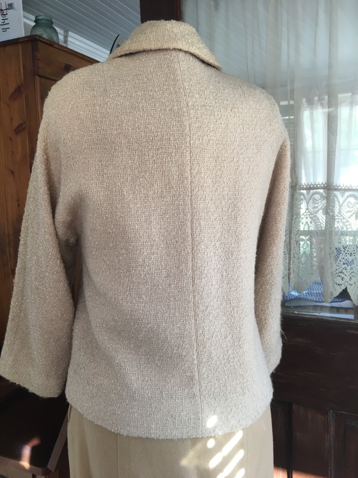 1940s Malwin Ivey’s L Textured Wool Oatmeal Swing Box Suit Jacket Fully Lined