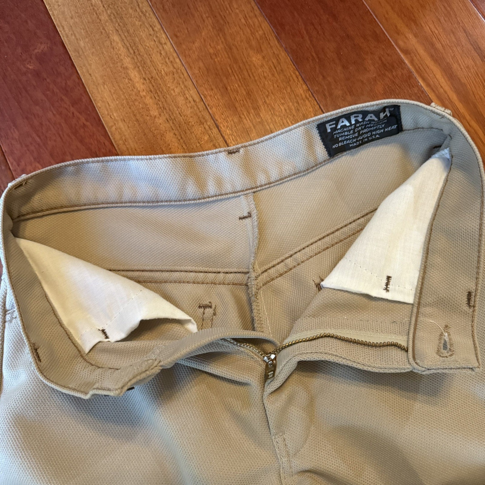 Vintage 70s Farah Flared Bell Bottom Polyester Dress Pants Beige 26×30
