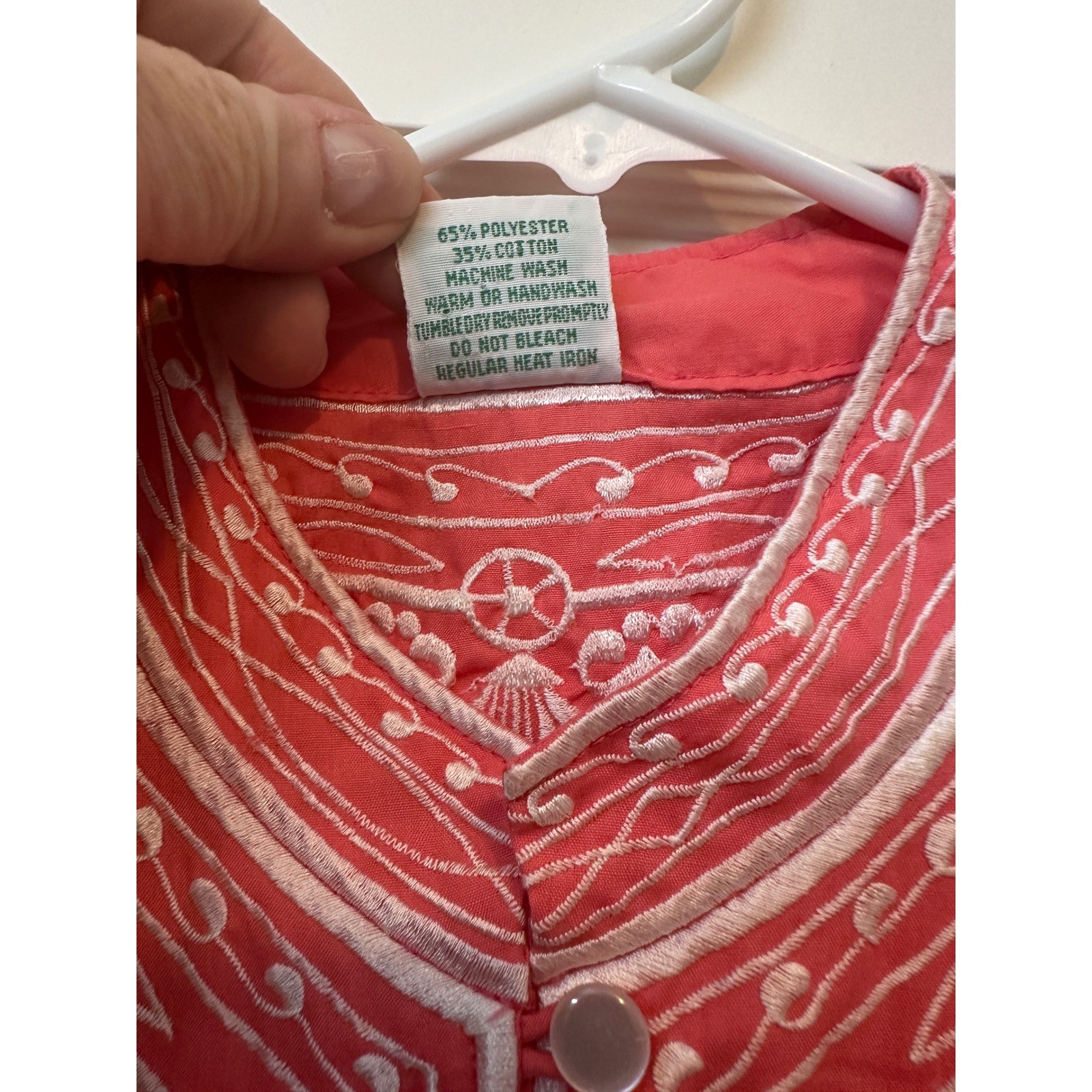 Vintage Caro of Honolulu Coral Pink Embroidered Tunic Blouse Womens 12 Cotton