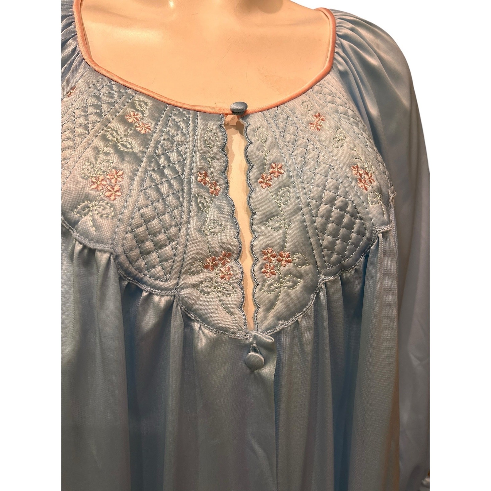 Vintage Vanity Fair Blue Nylon Nightgown Robe M Embroidered Floral USA ^