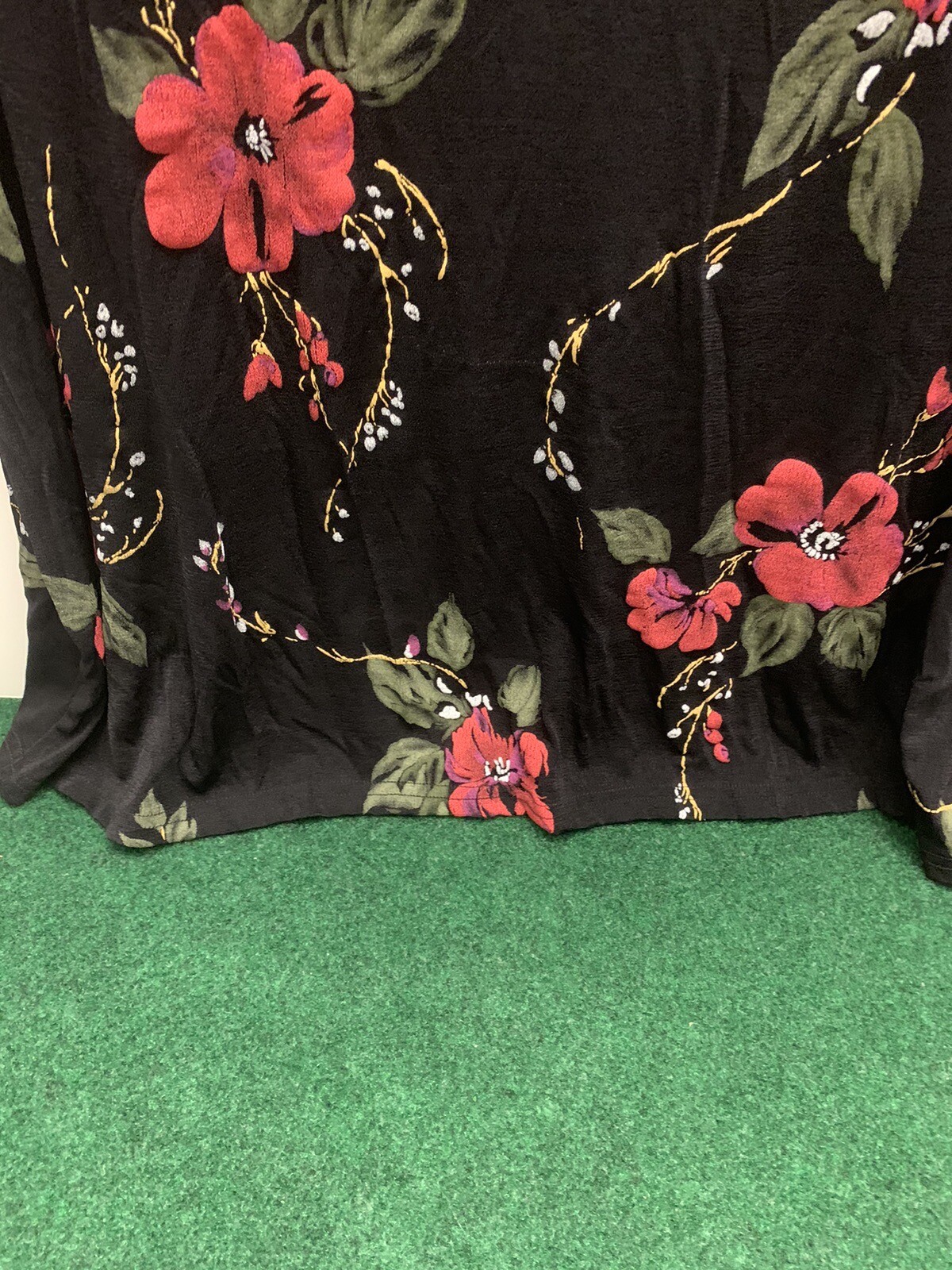 Vintage Kathy Ireland Plus Blouse Black Short Sleeve With Floral Design Size 2XL