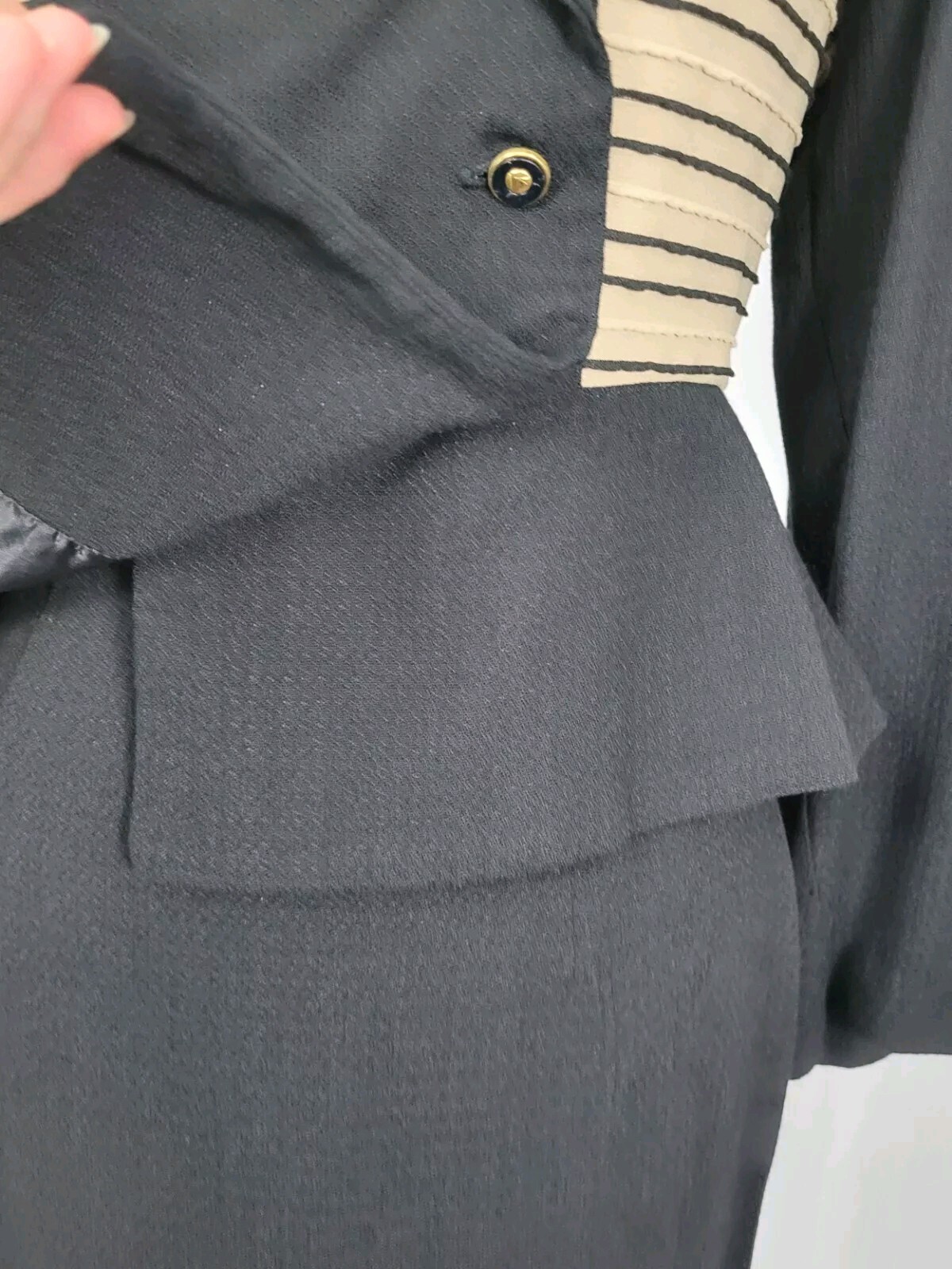Vintage JSJ Petites Black & Tan 2-Piece Jacket & Skirt Set Size 8P