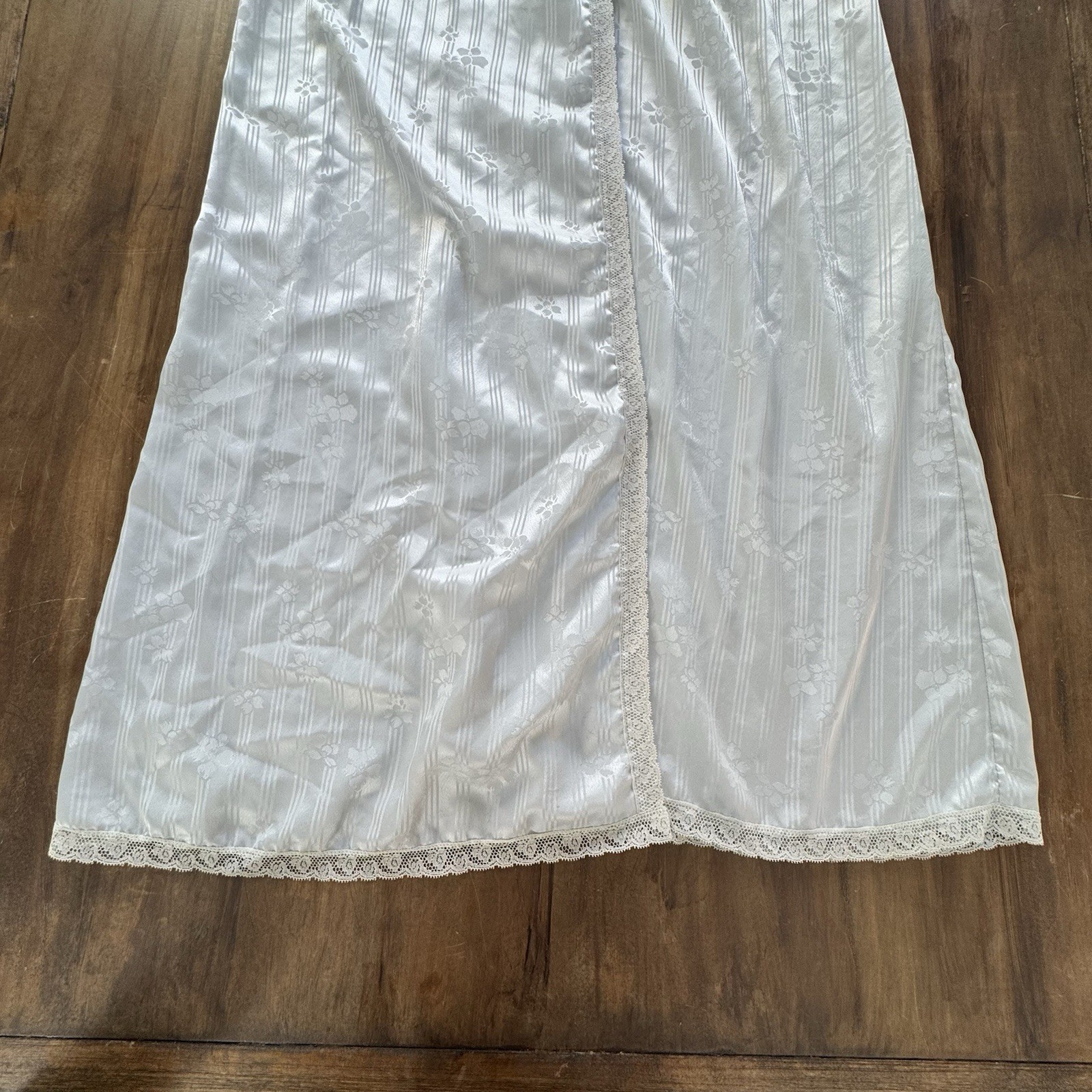 Vtg Christian Dior Night Robe Womens 34 Inch Light Gray Striped Lingerie Lounge
