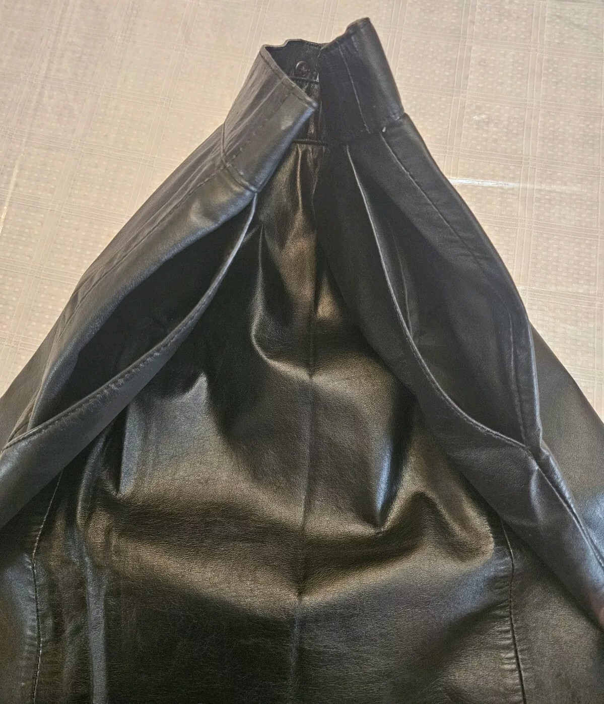 Vintage Wilsons Y2K Black Leather Pencil Slit Skirt (10) Punk Rock Grunge, Biker