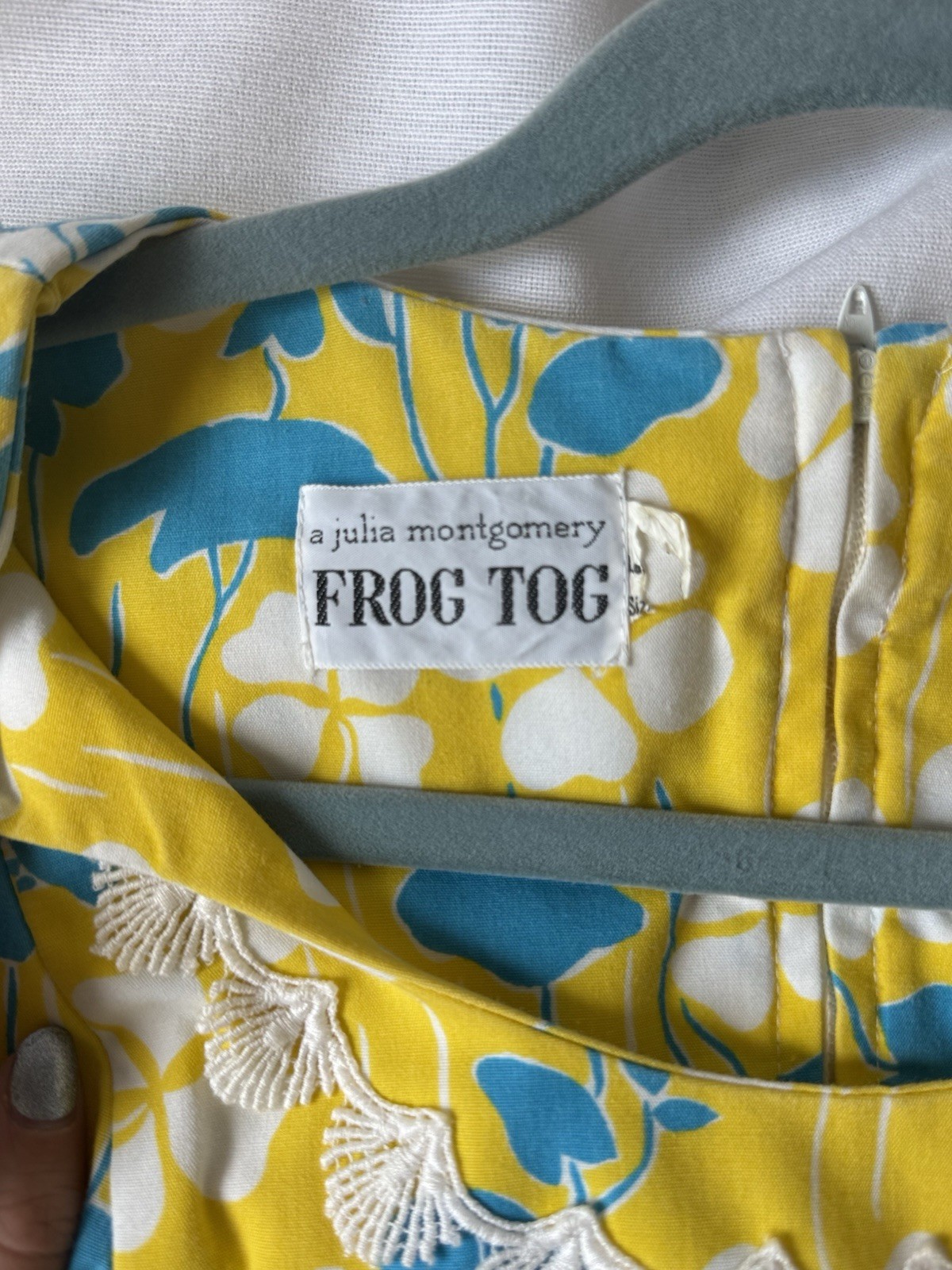 Frog Tog Women’s M Cotton Woven Scoop Neck A-Line Knee Dress Floral Zip