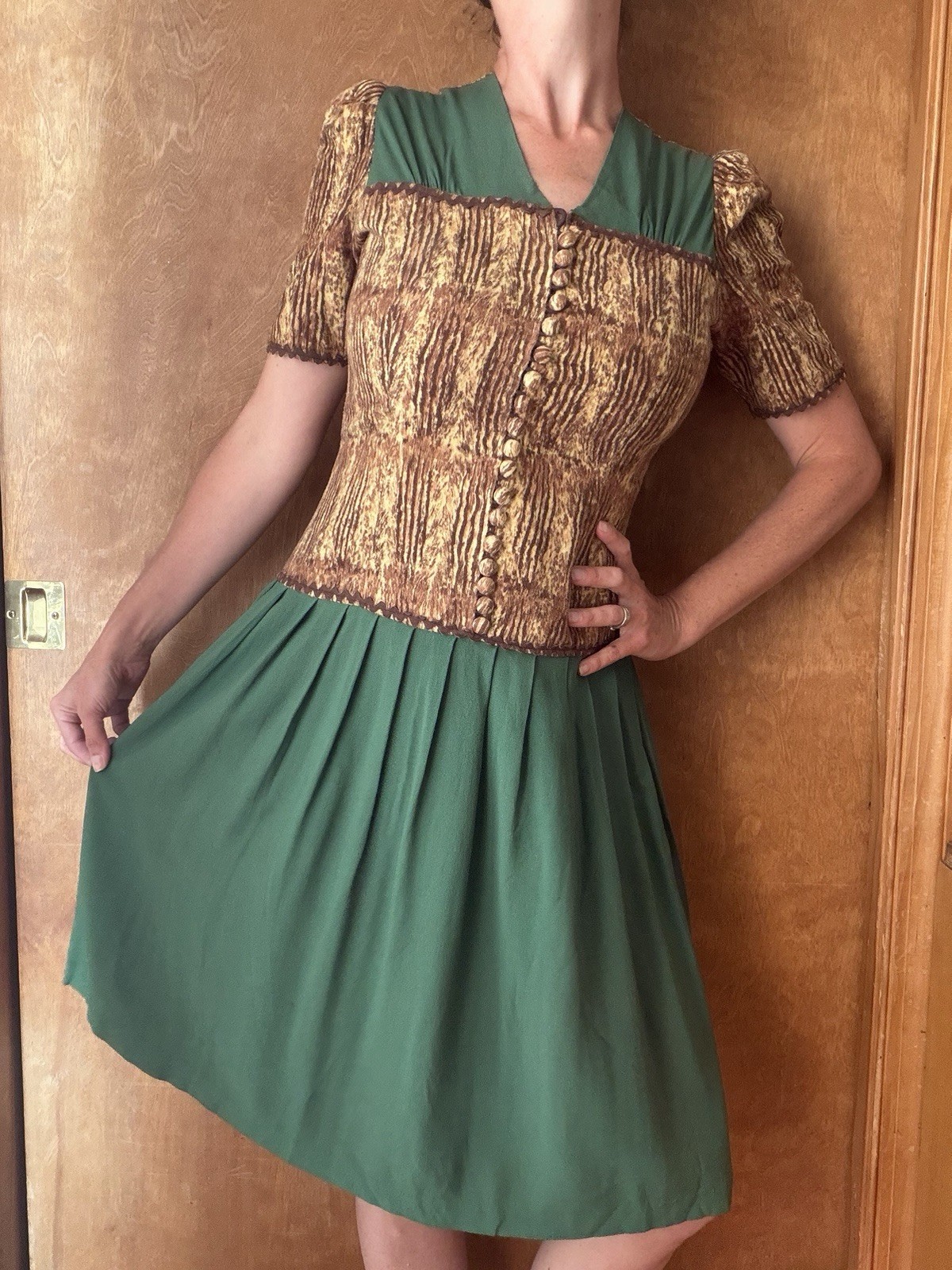Vintage 1940s Leopard Animal Print Rayon Two Tone Dress