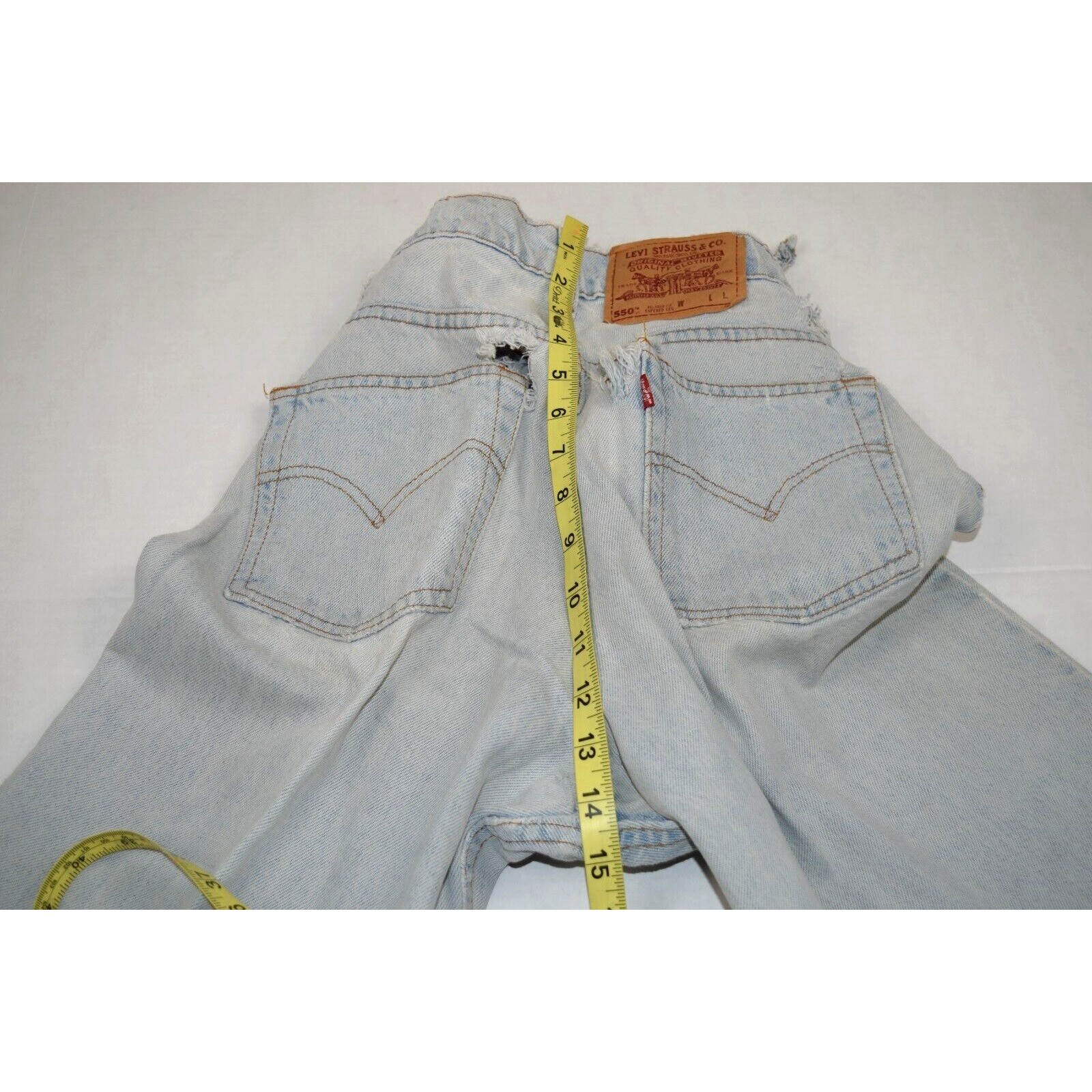 Vintage Levi’s 550 Jeans 26 x 30 Pale Blue Relaxed Fit Tapered Leg c.2013