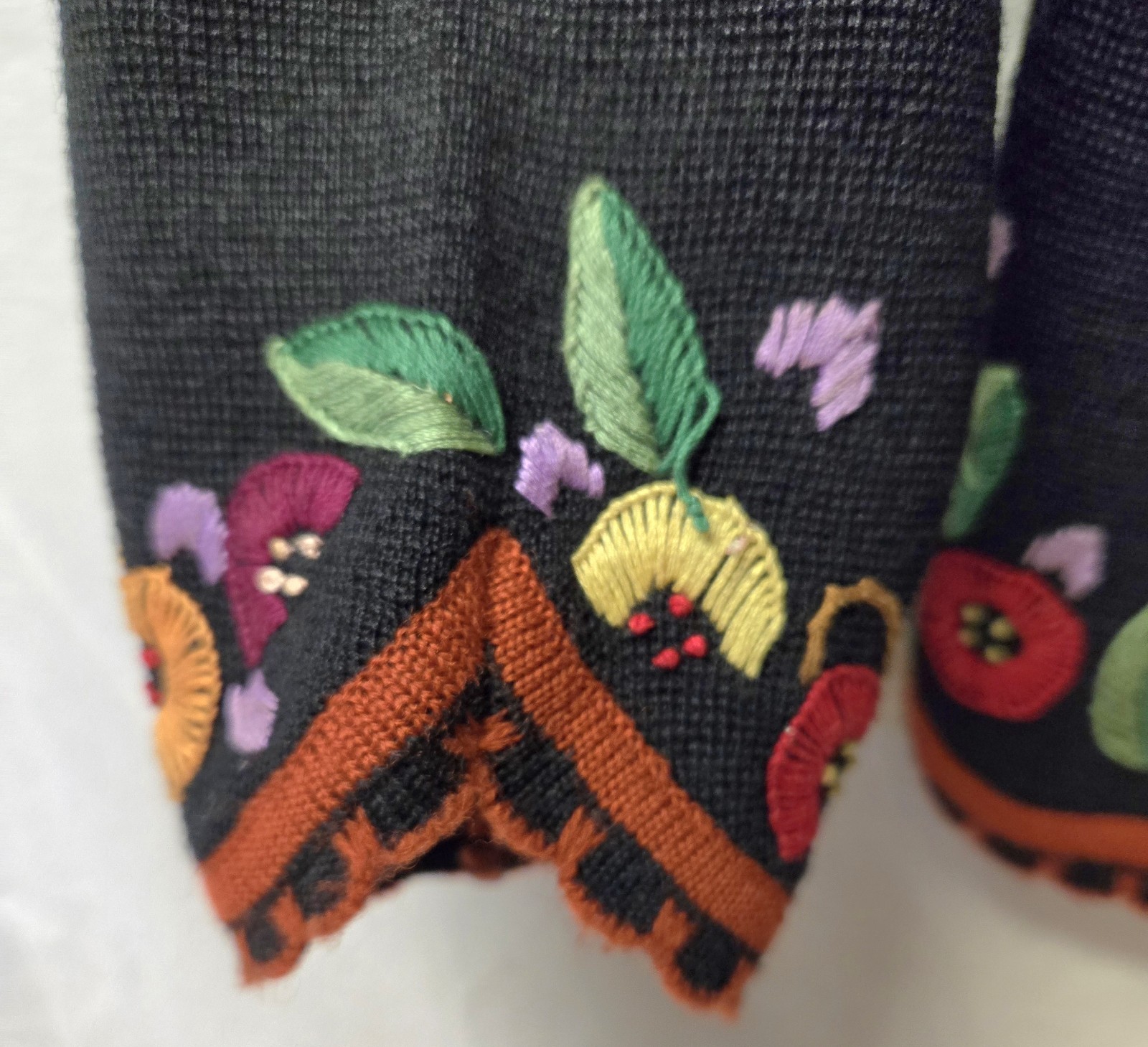 Vintage Floral Hand Embroidered Wool Blend Cardigan Sweater Boho Granny Core L
