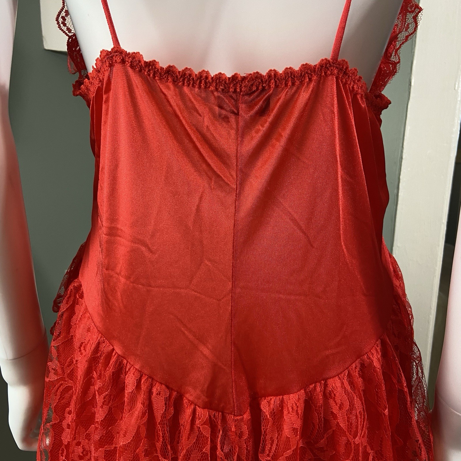 Vintage 80s Stroke of Midnight Sheer Lace Nylon High-Low Negligee Lingerie Large