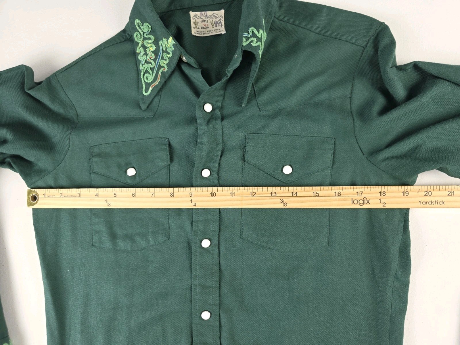 Vintage 60’s Triple LLL Brand Women’s Embroidered Pearl Snap Western Shirt M