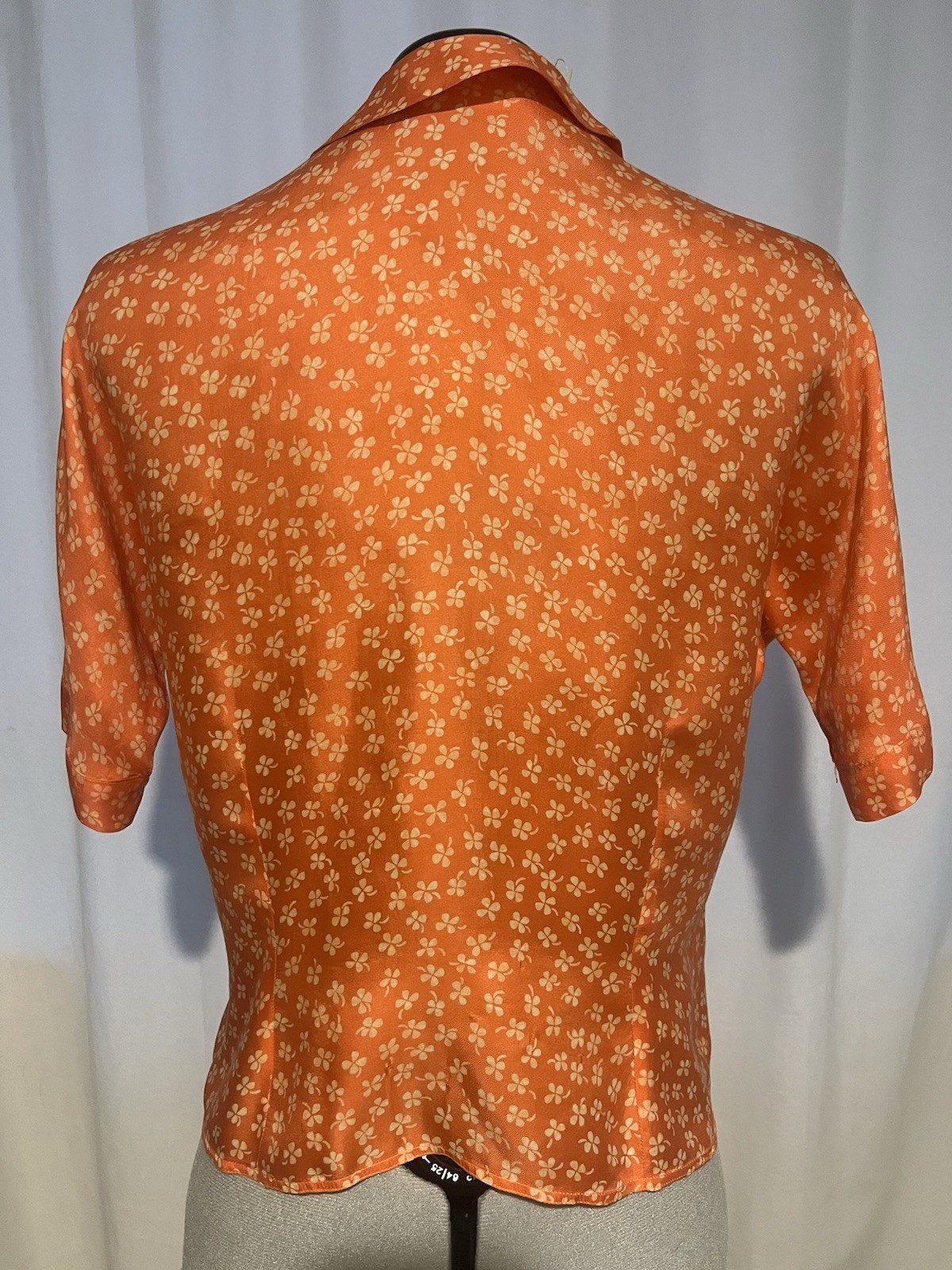 True Vintage 1950s Pure Silk Shamrock Orange Women’s Fitted Top Sz S/M Pinup.