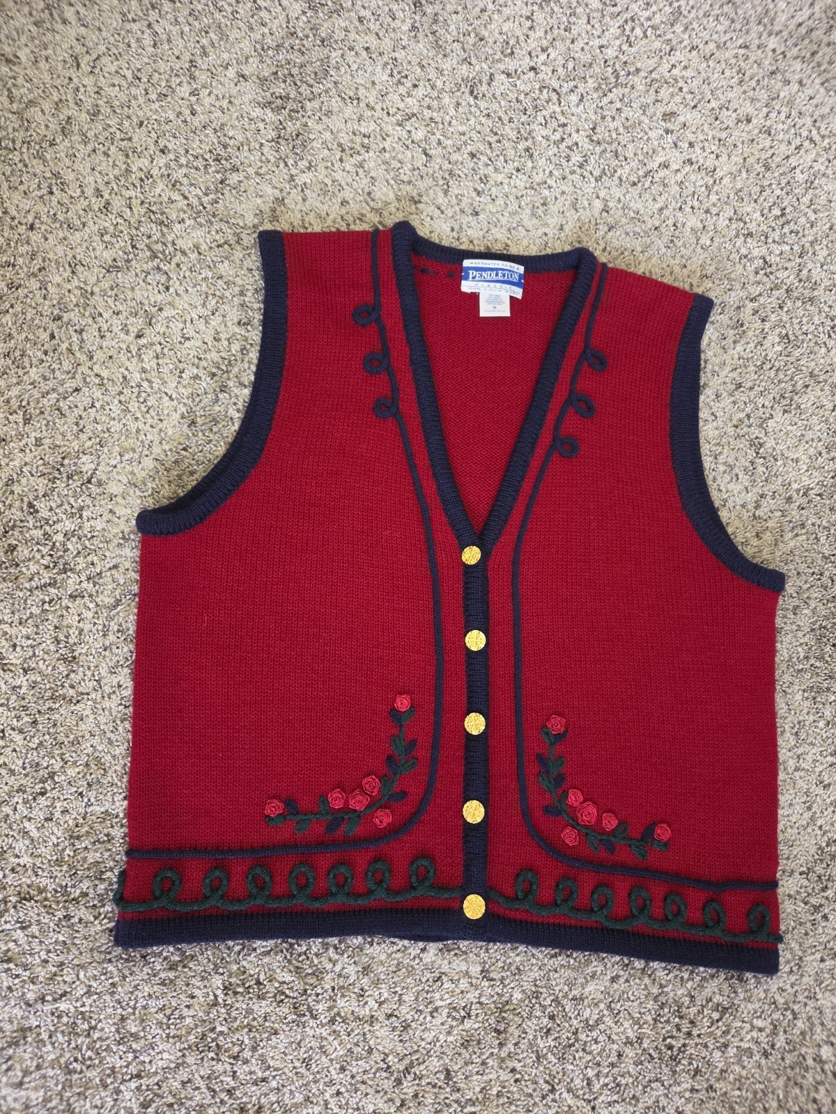 Vintage Pendleton Red Wool Vest Rose embroidery gold-toned buttons. Y2K Sz M