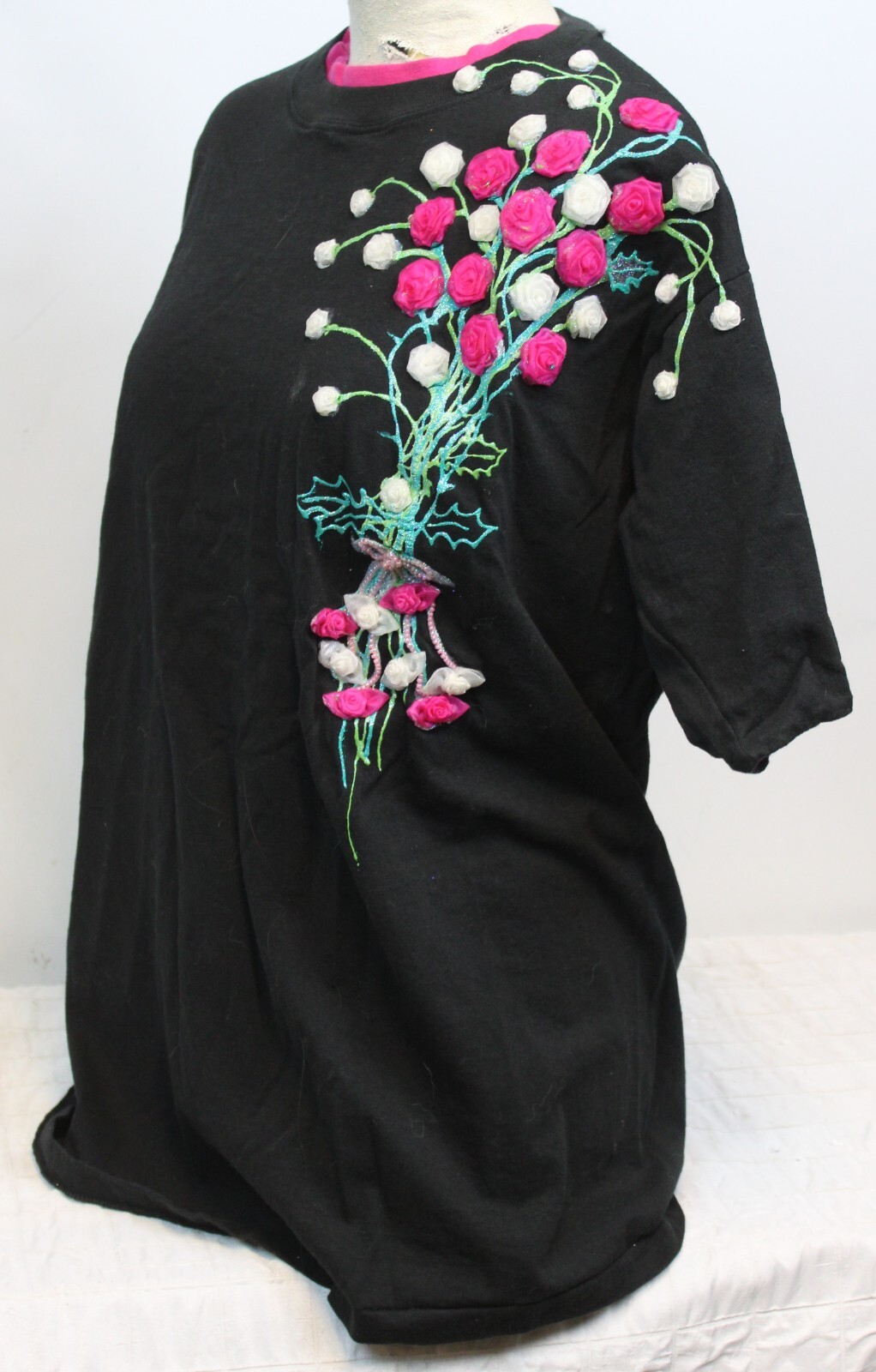 Vtg 80s/90s Premier Sportswear Upcycled Women’s T-Shirt sz XL Rose Bouquet Trim