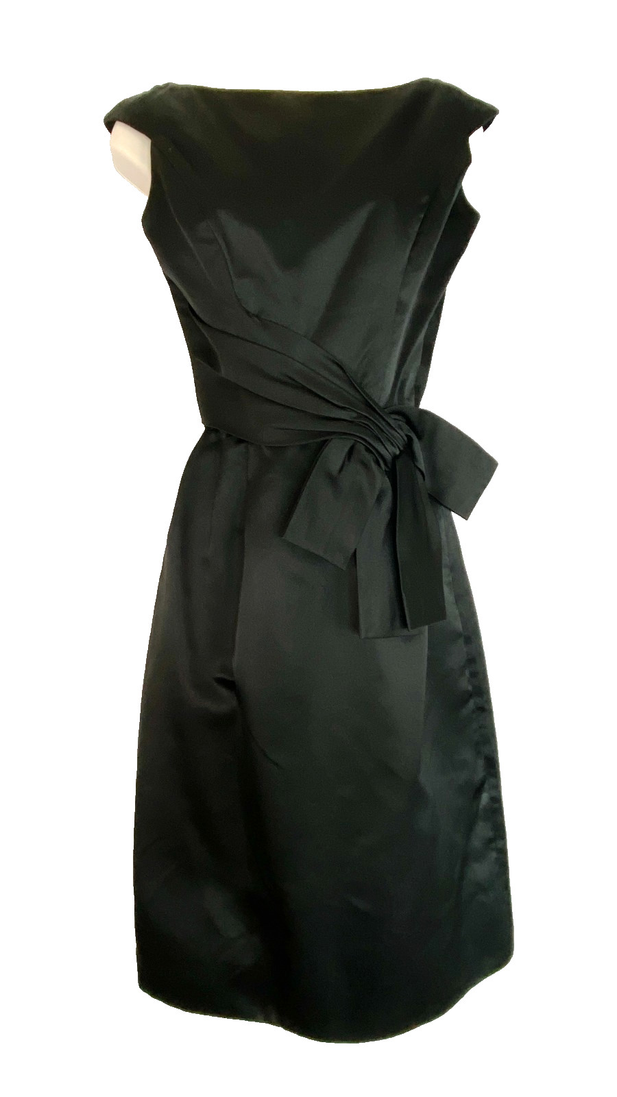 Vintage 1950s black silk dress XS sleeveless knee length formal midi knee bow
