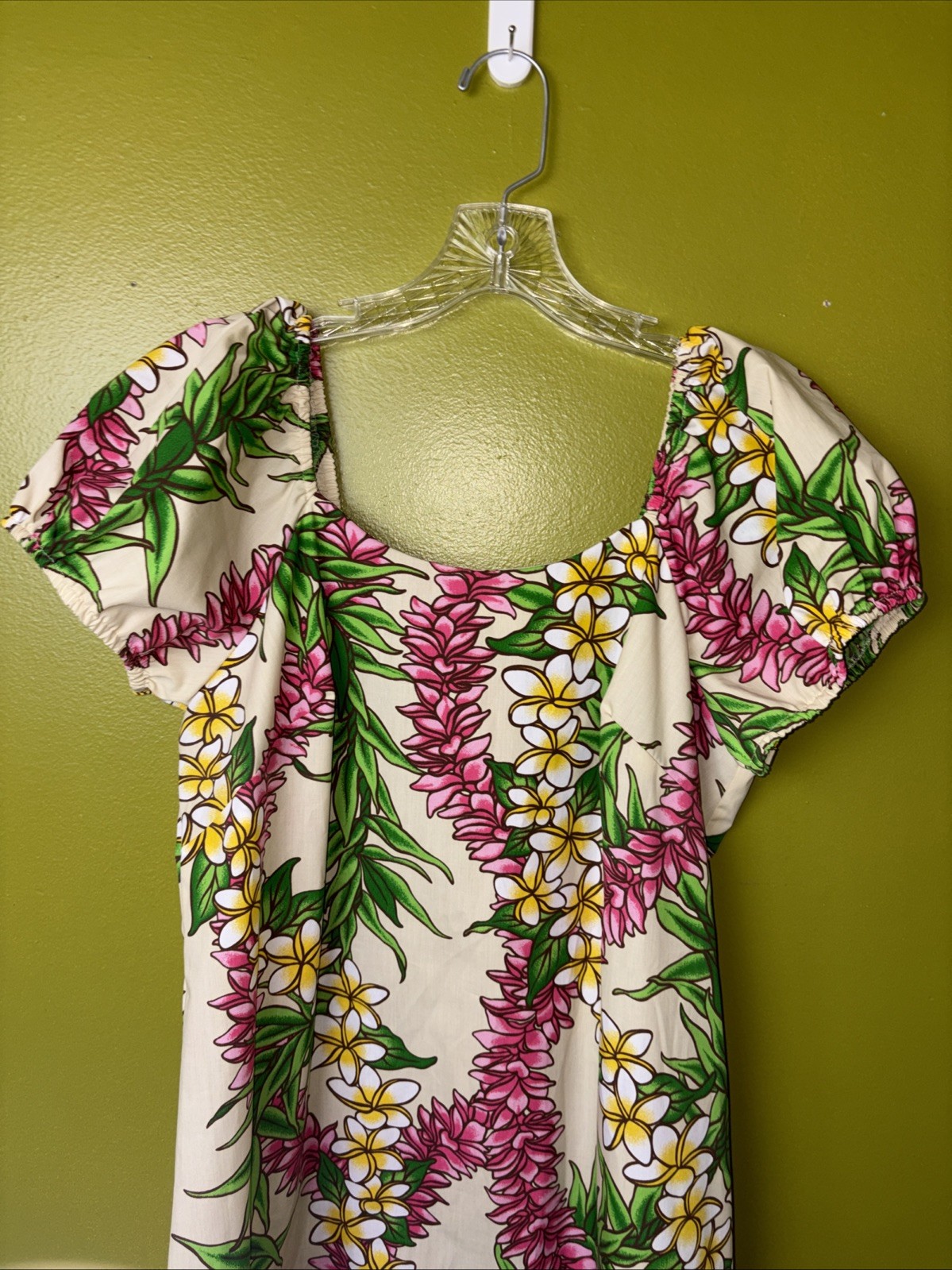 Vintage me-too Hawaiian Maxi Floral Dress USA Puff sleeves off shoulder medium
