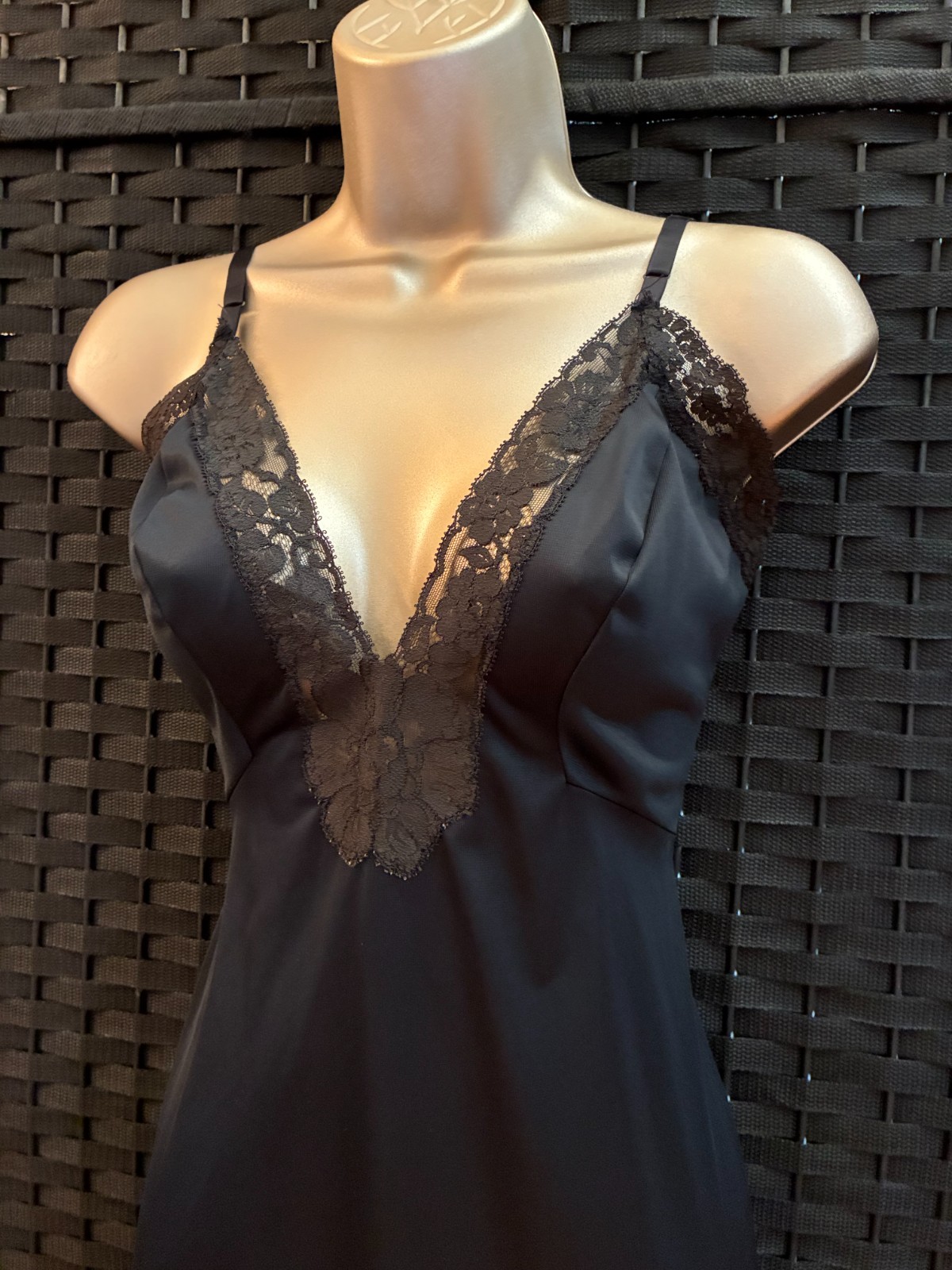 Vintage 60s JEAN VERNON FULL SLIP Size 4 / 34 Small Black Nylon Plunge Lace Goth