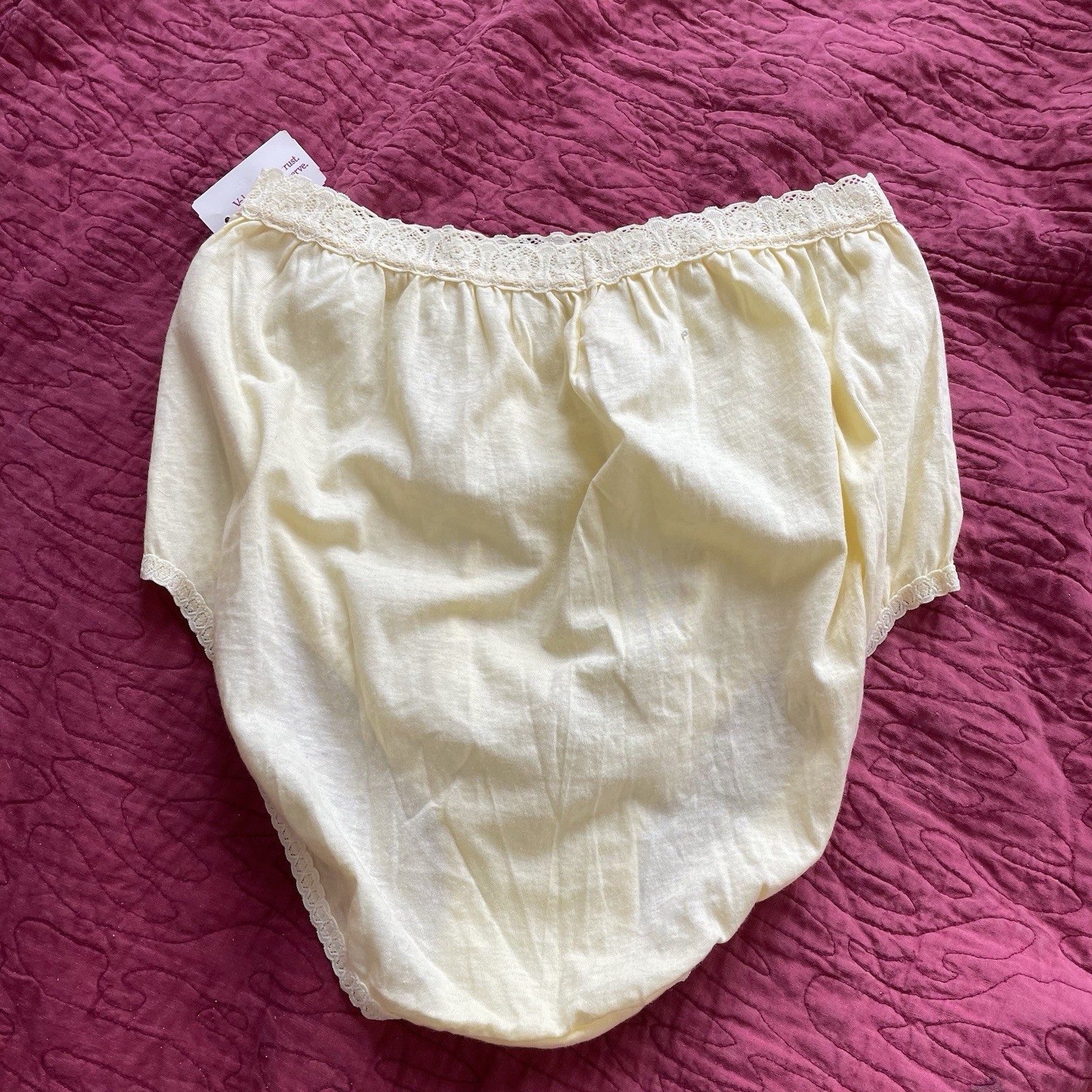 NOS NWT Vintage 70s 80s Messages Cotton Yellow Size 10 Granny Sissy Panties Lace