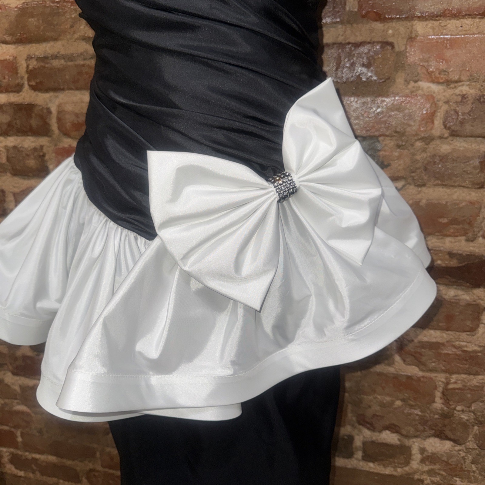 TOTALLY 80’s Karen Lucas by Niki BLACK WHITE Sz 10 Rhinestone Bow Party Dress