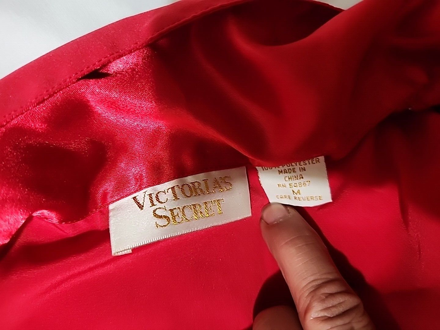Victoria’s Secret Gold Label Double Breasted Nighty Robe Medium Red w/Satin