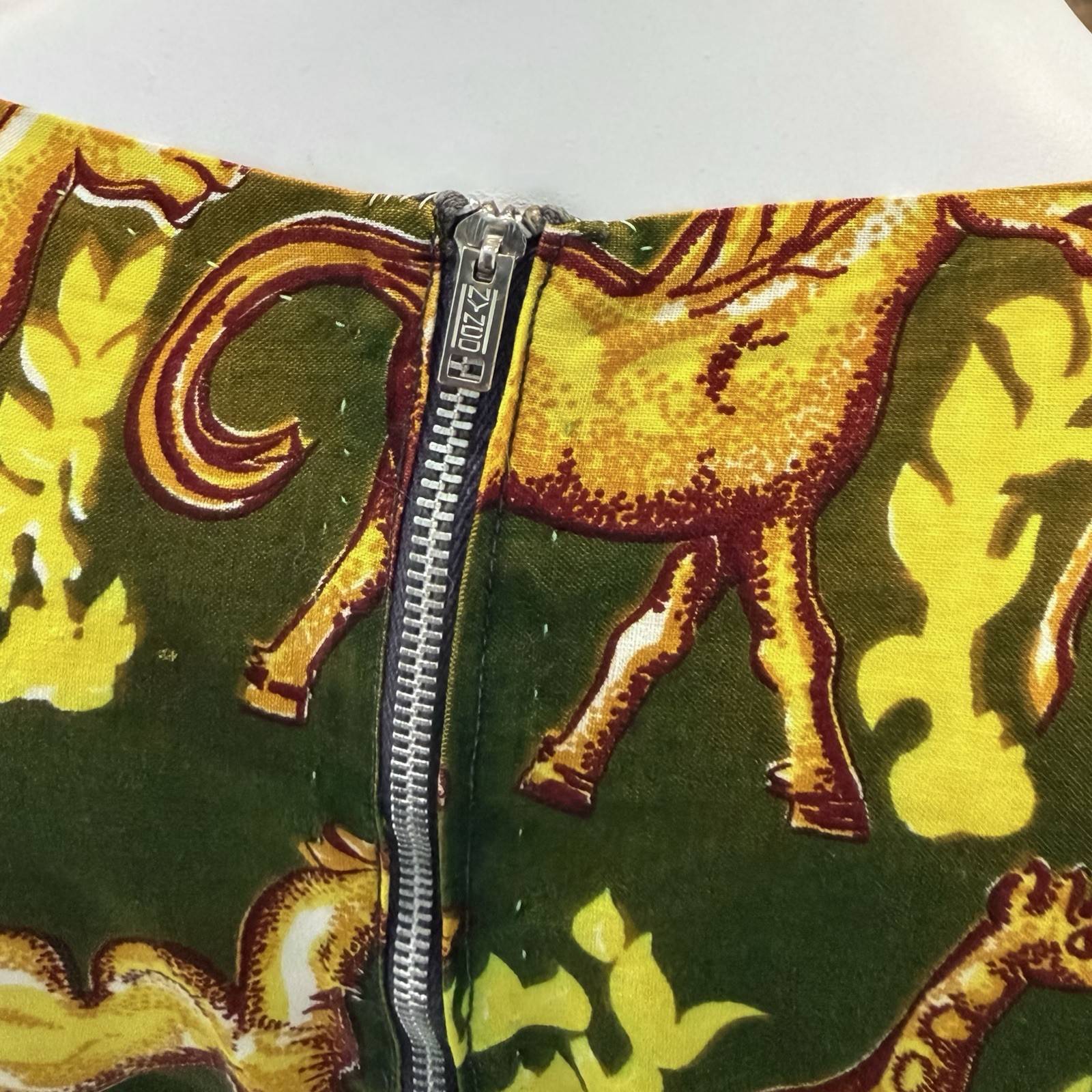 Vintage 1940’s SAFARI PRINT COTTON DRESS S Belted Skirt Ruffle Tiki Animal Print