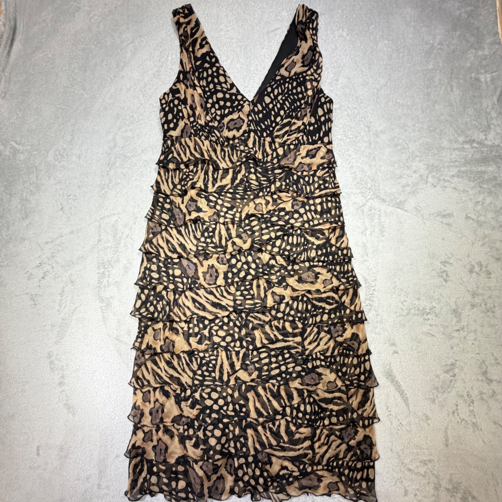 Vintage Jones New York 12 Brown Silk Animal Print Tiered Ruffle V-Neck Dress