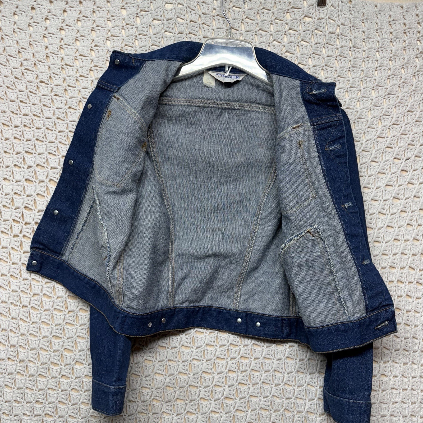 Vtg 70s Wrangler Jean Jacket Women Sz 38 M Blue Denim Western Cowboys USA Made