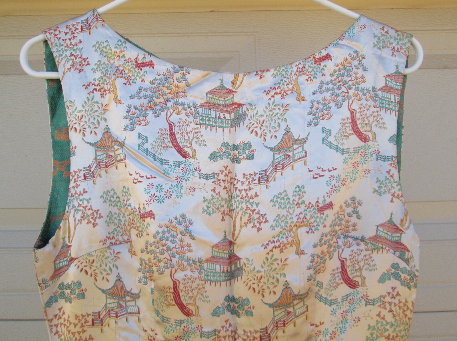 Asian Silky Cocktail Dress Peach Red Yellow Turquoise Blue Landscape Vintage