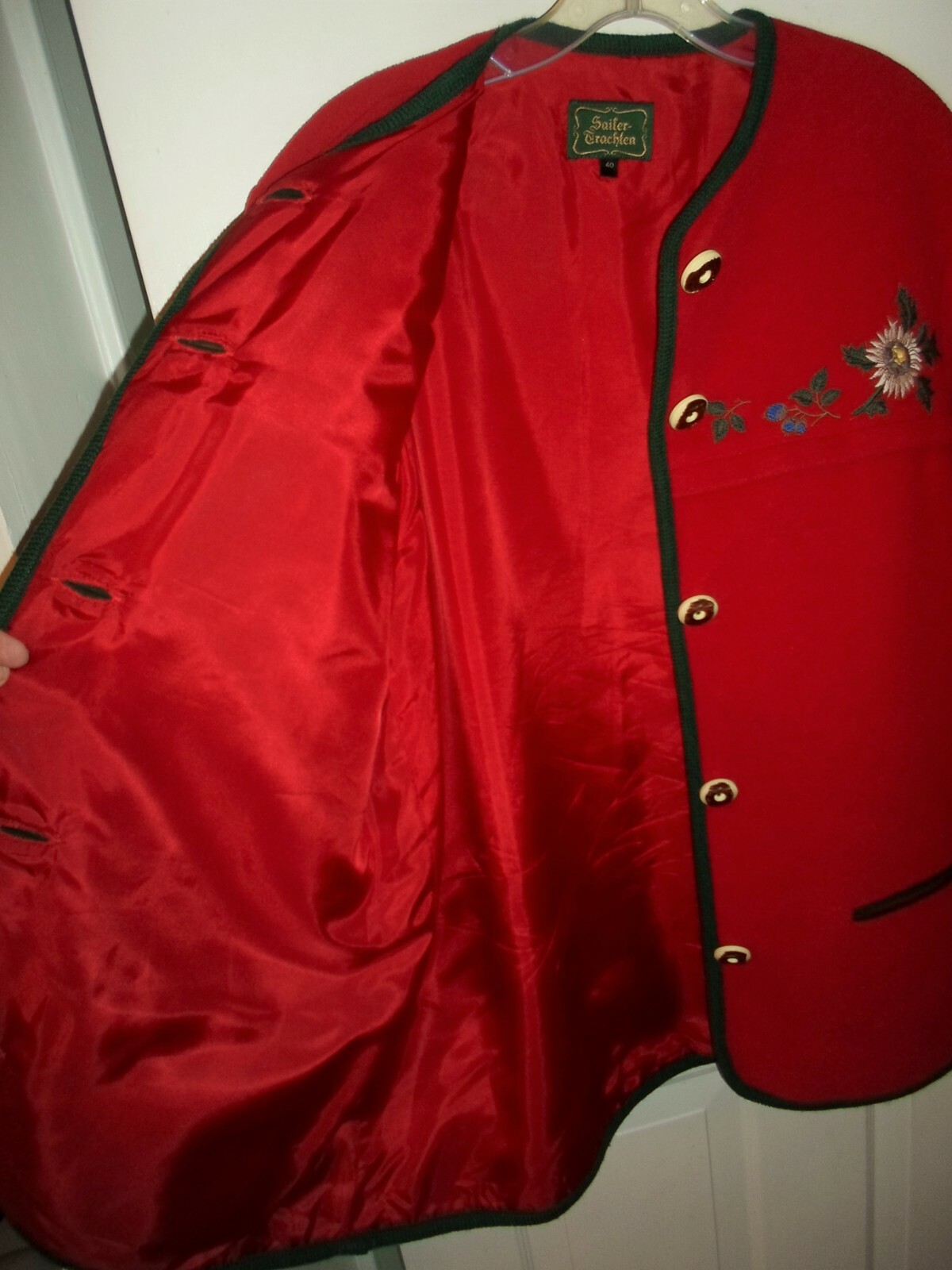 Sailer Trachten Wool Blend Sz 40 Jacket/Blazer Red Green Trim Floral Embroidery