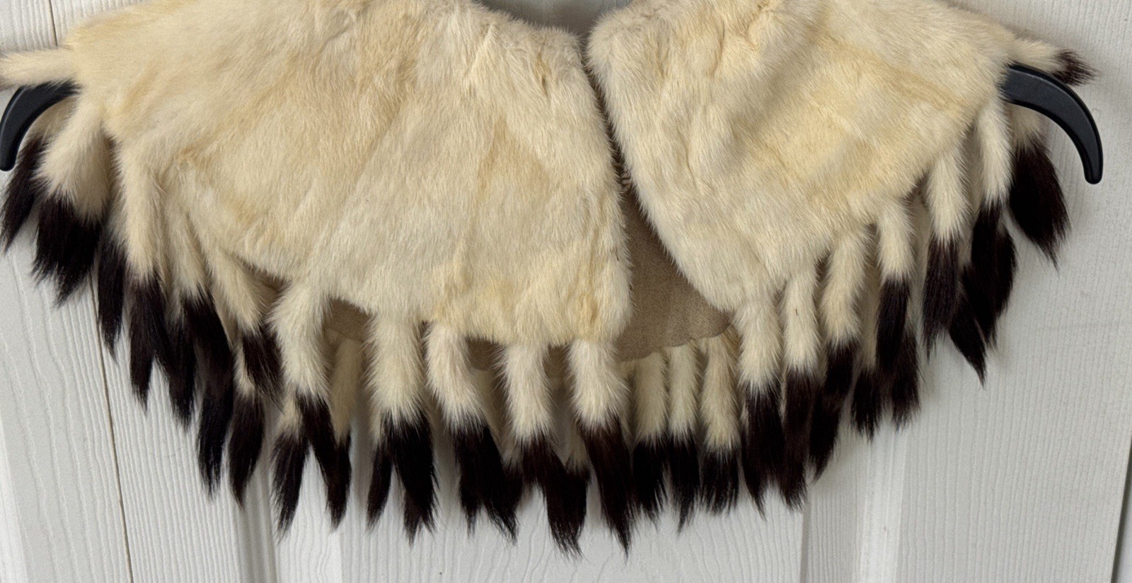 Vintage Ermine Fur Stole Champagne Blonde Color With Dark Brown 45 Tails