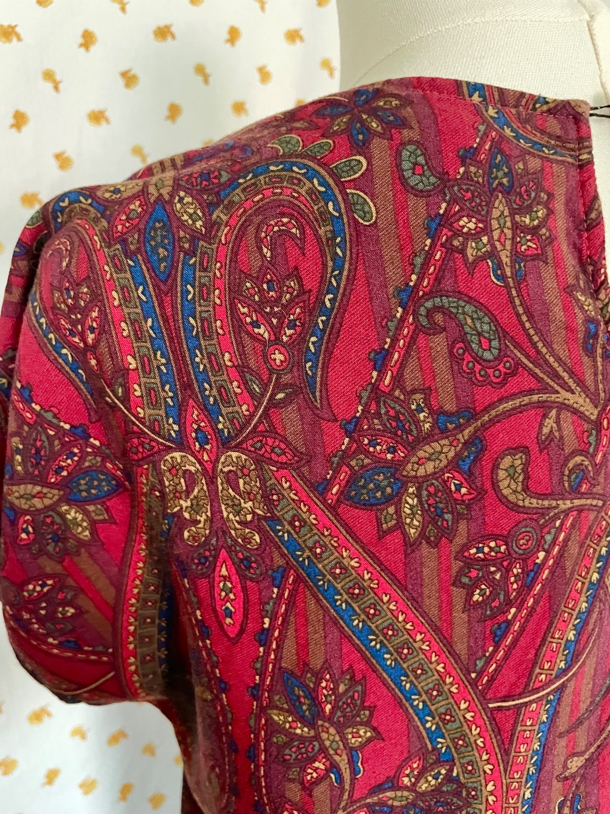Vintage Amy-Deb Paisley Rayon Midi Dress 80s 90s Boho Jewel Tone USA M