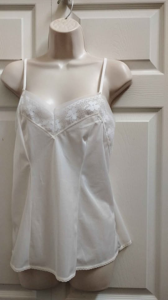 New Ashley Taylor White Slip Camisole Top Lace Trim V-Neck Medium