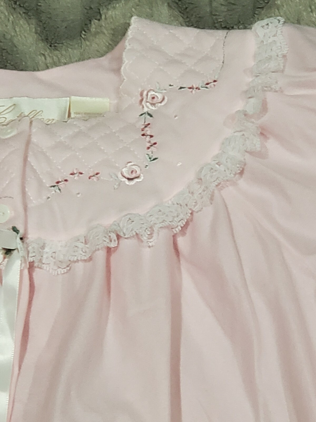 Cotillion Vintage Womens Size M Pink Nightgown Lace Embroidery Flowers
