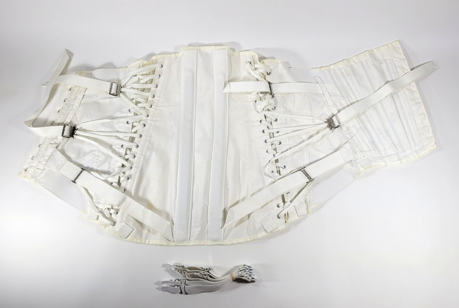 Camp Woman’s 9071 Vintage Lumbosacral Support Corset / Girdle Size 36 Hips
