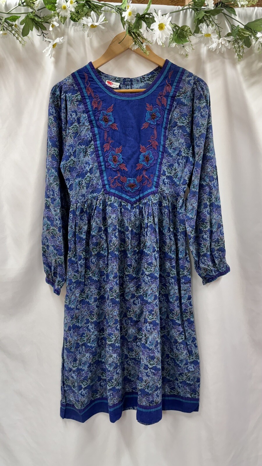Rare Vintage phool Indian Cotton Dress Beaded Embroidery